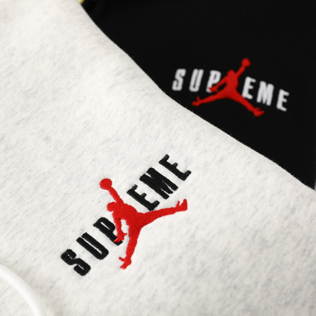 Supreme x Jordan FW24 Velvet Hooded Sweatshirt in Black: Sizes and Measurements. - 图片 9