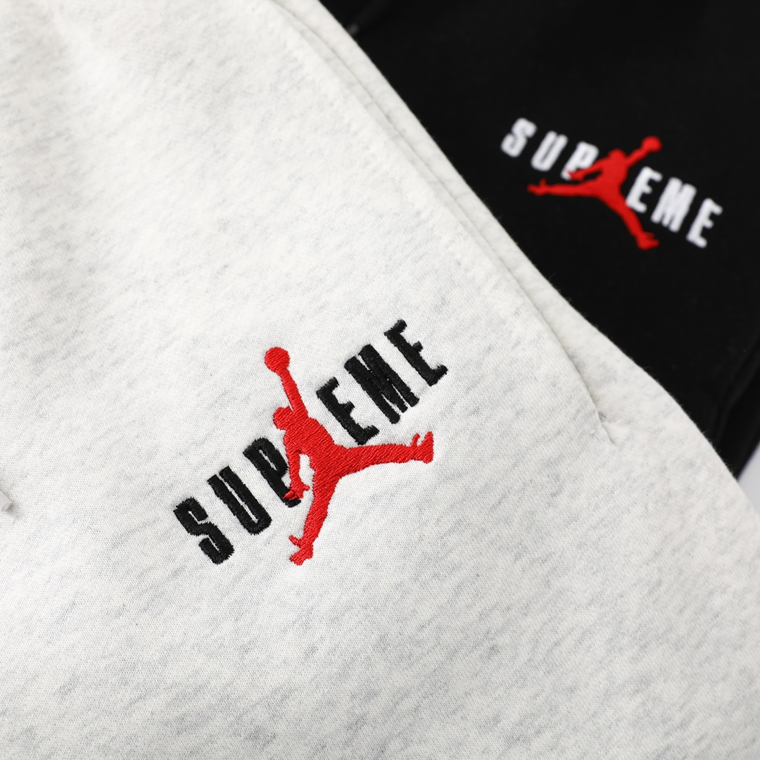 Supreme x Jordan FW24 Joint Funds Collection: Velvet Suit/Pants in Black, Various Sizes. - 图片 7