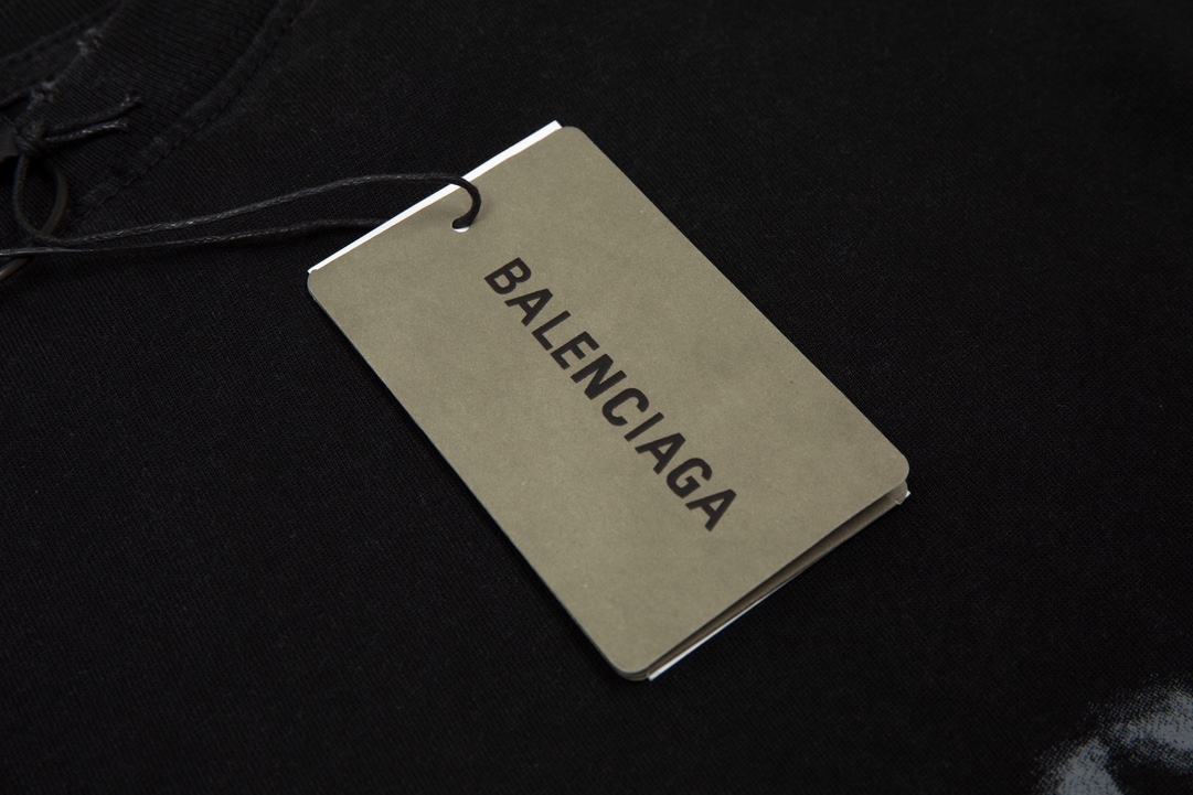 顶级） Balenciaga/巴黎世家 渐变模糊字母T恤