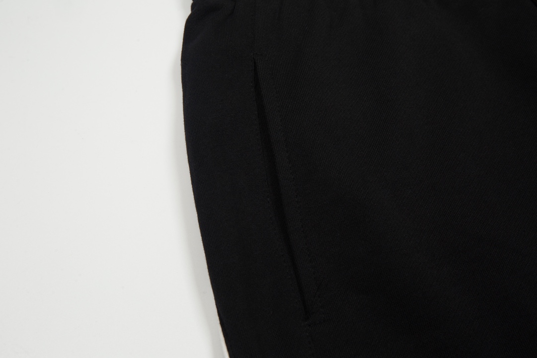 Balenciaga/巴黎世家 新款 24ss 曼联刺绣短裤