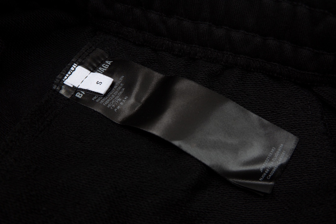 Balenciaga/巴黎世家 新款 24ss 曼联刺绣短裤