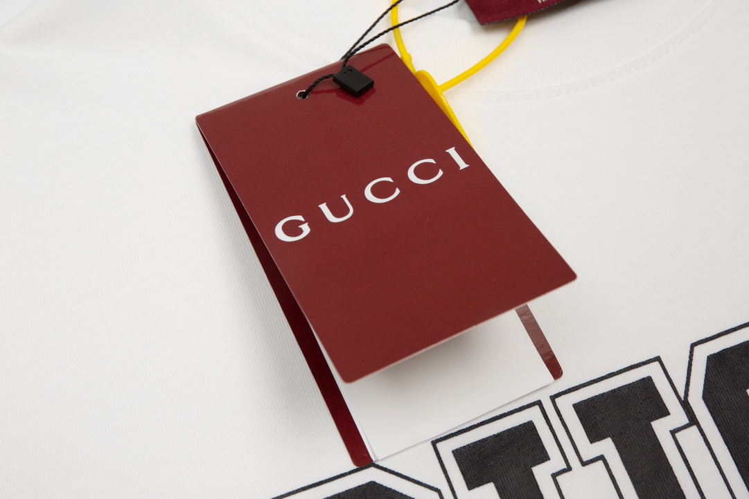 Gucci 古驰 24ss 校徽印花圆领 短袖