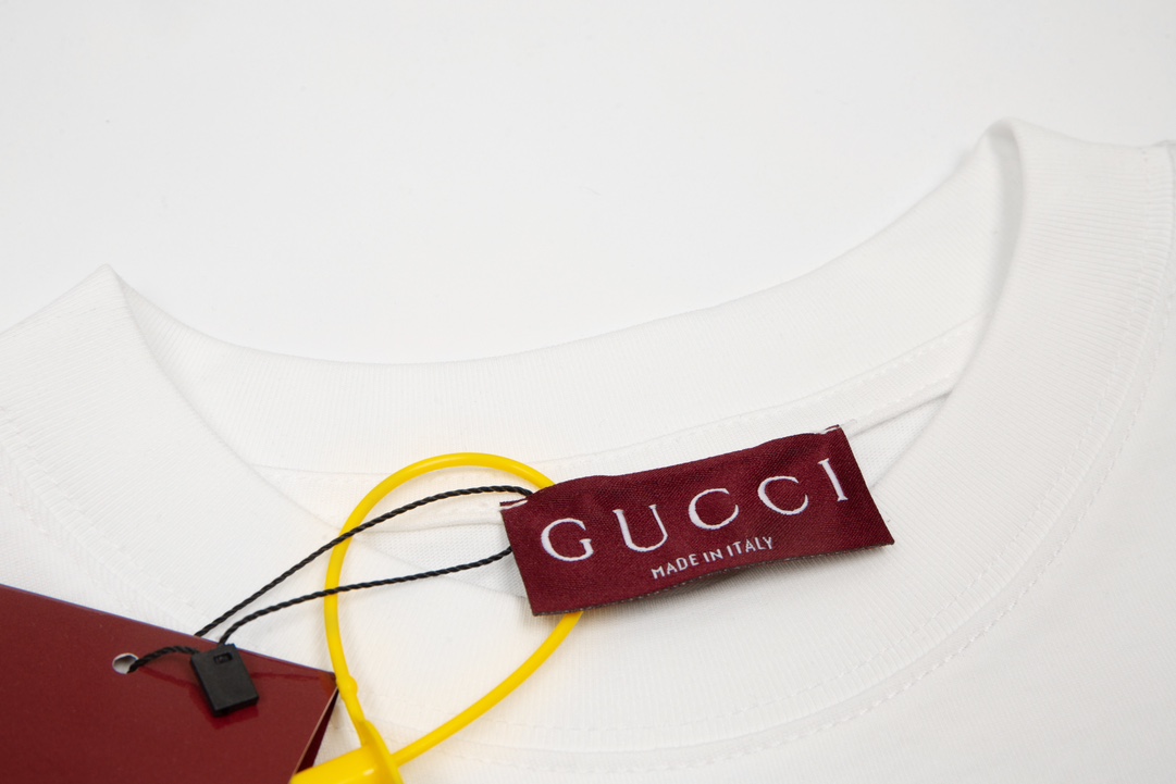 Gucci 古驰 24ss 校徽印花圆领 短袖
