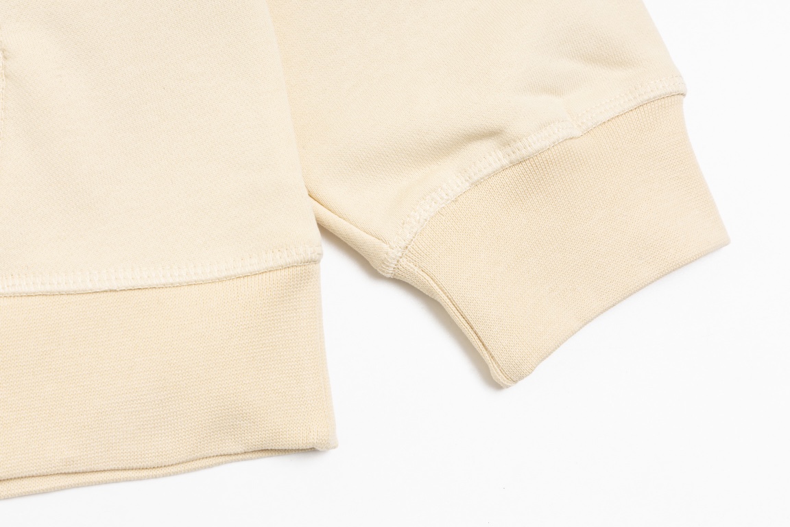 “Burberry Handbags: High-Quality Designs with Unique Embroidery and Recreational Style” - 图片 9