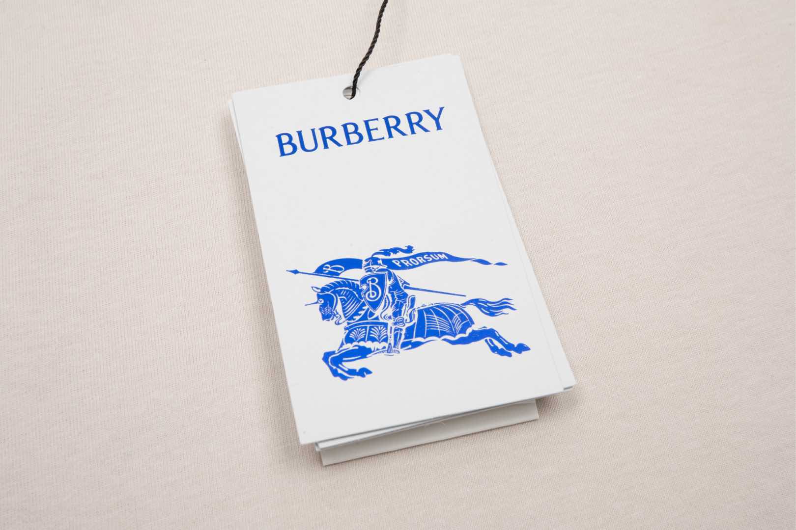 Burberry/巴宝莉 蛇年限定植绒短袖T恤