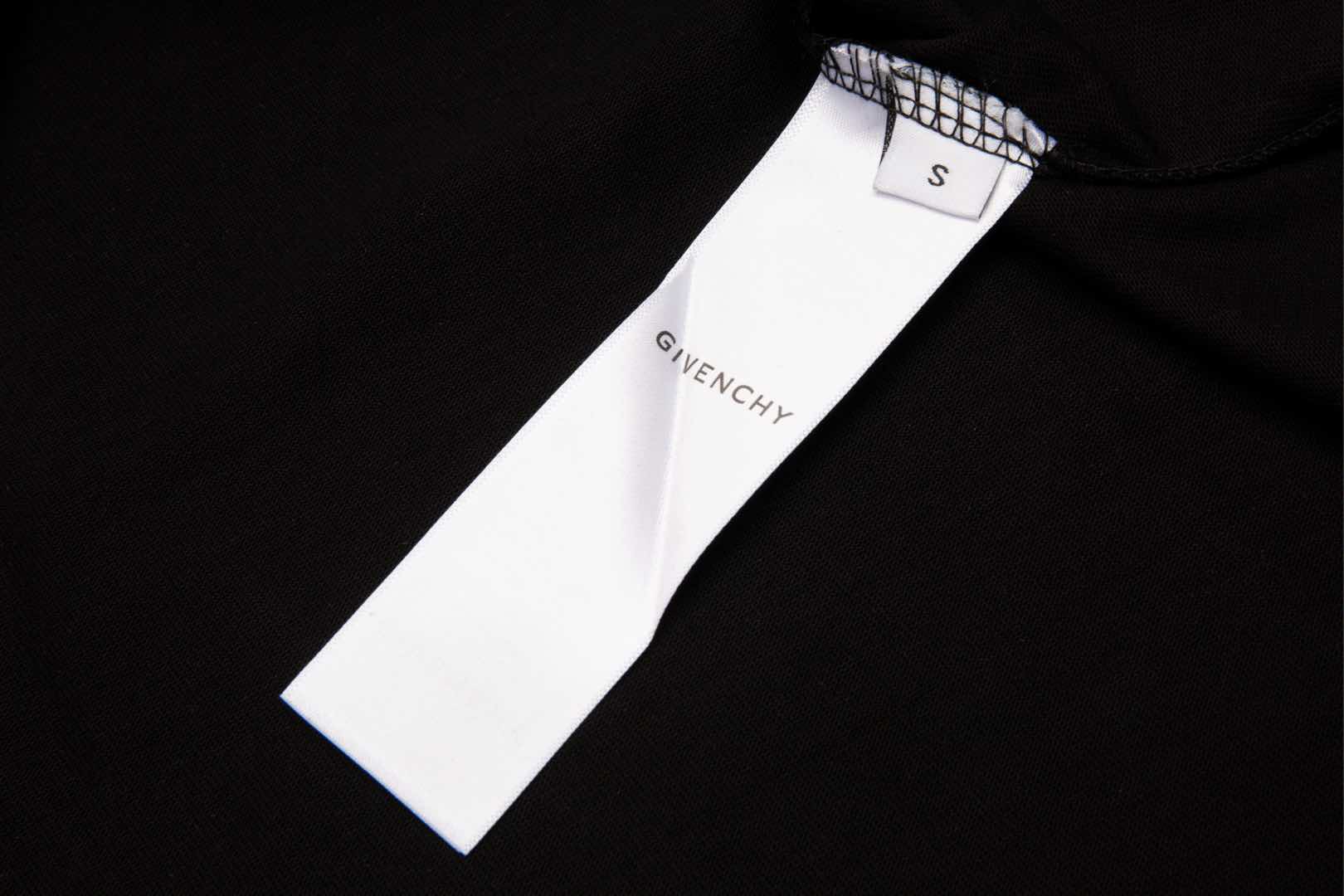 Givenchy 纪梵希 微标复古图案圆领短袖T恤