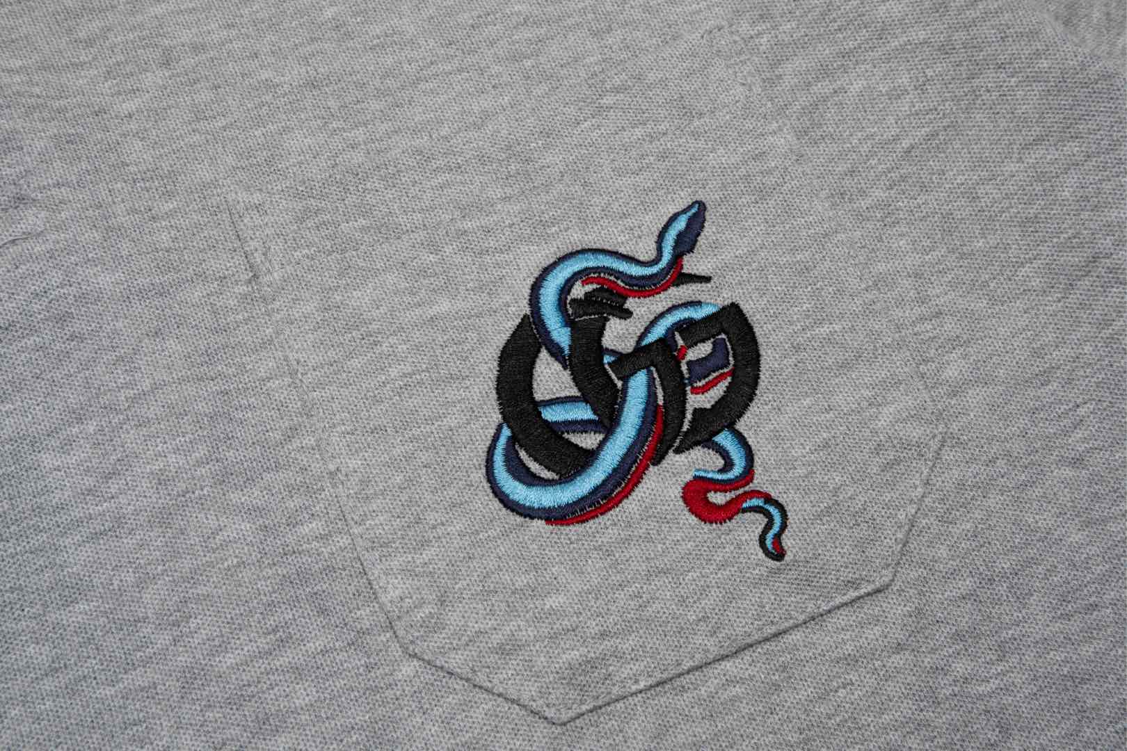 Gucci 古驰 蛇年限定 胸前口袋刺绣POLO衫