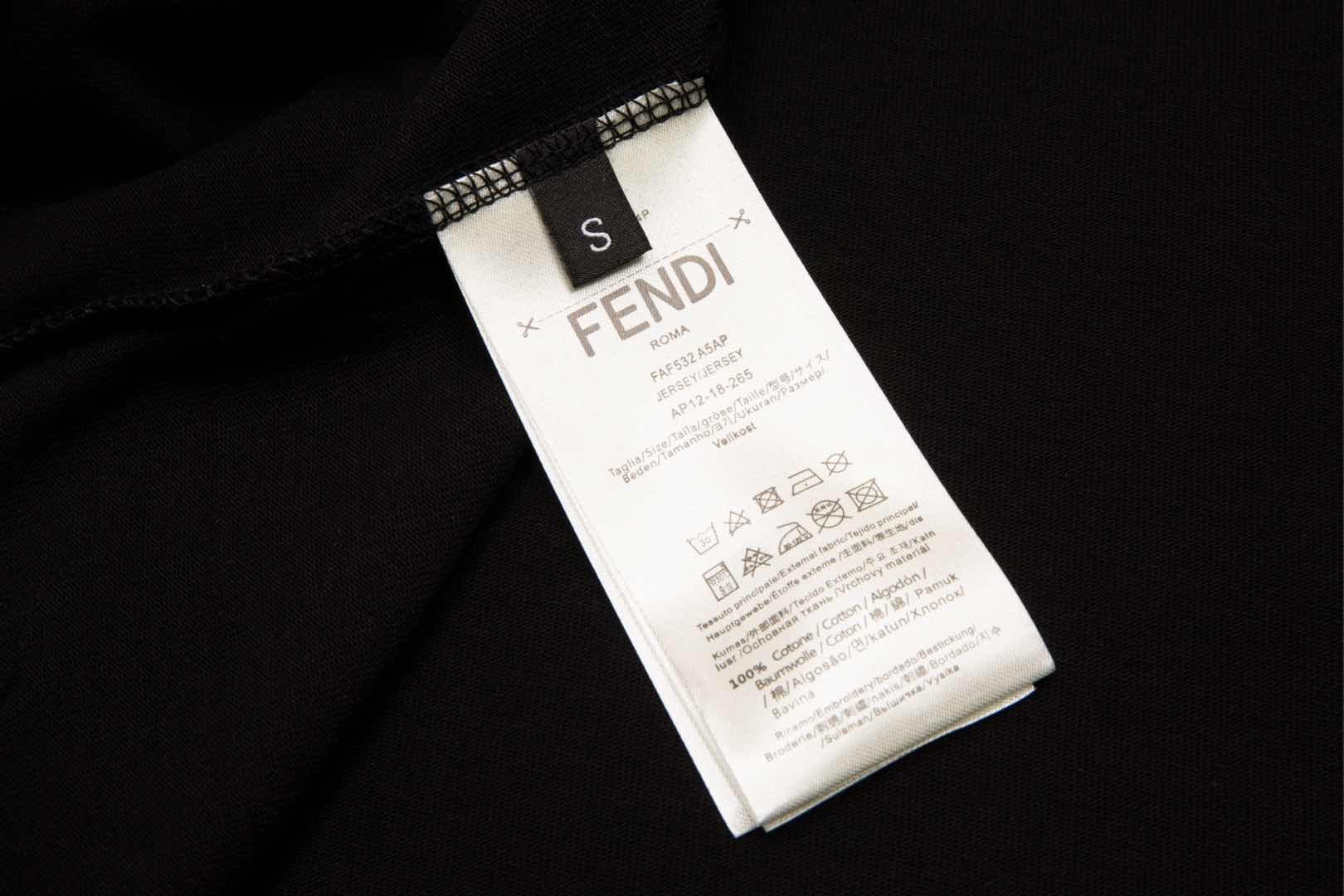 fendi 芬迪 眼睛印花圆领短袖T恤