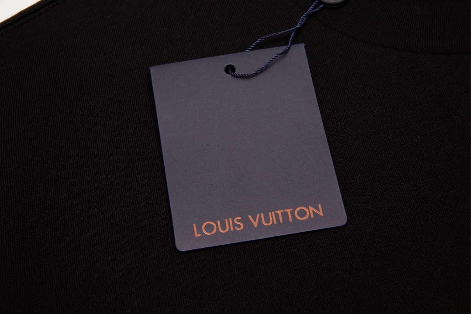 LOUIS VUITTON/路易威登 凹凸大logo烫画短袖T恤 三标齐全