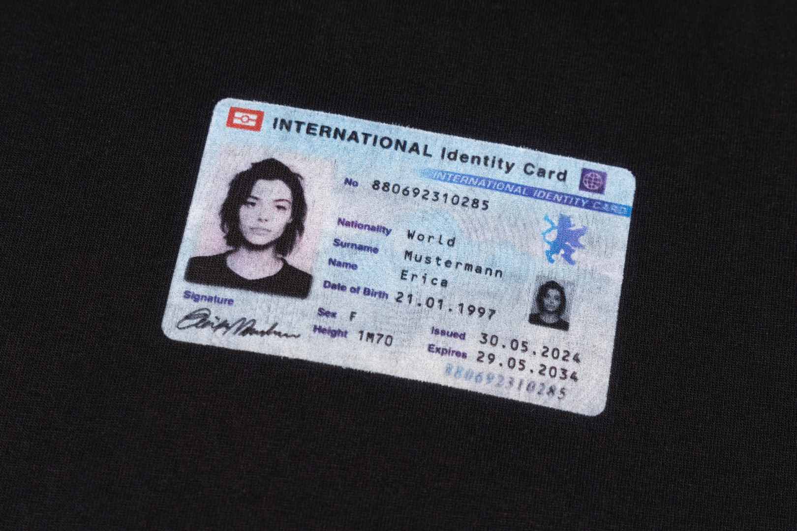 顶级） Balenciaga/巴黎世家 身份证圆领短袖T恤