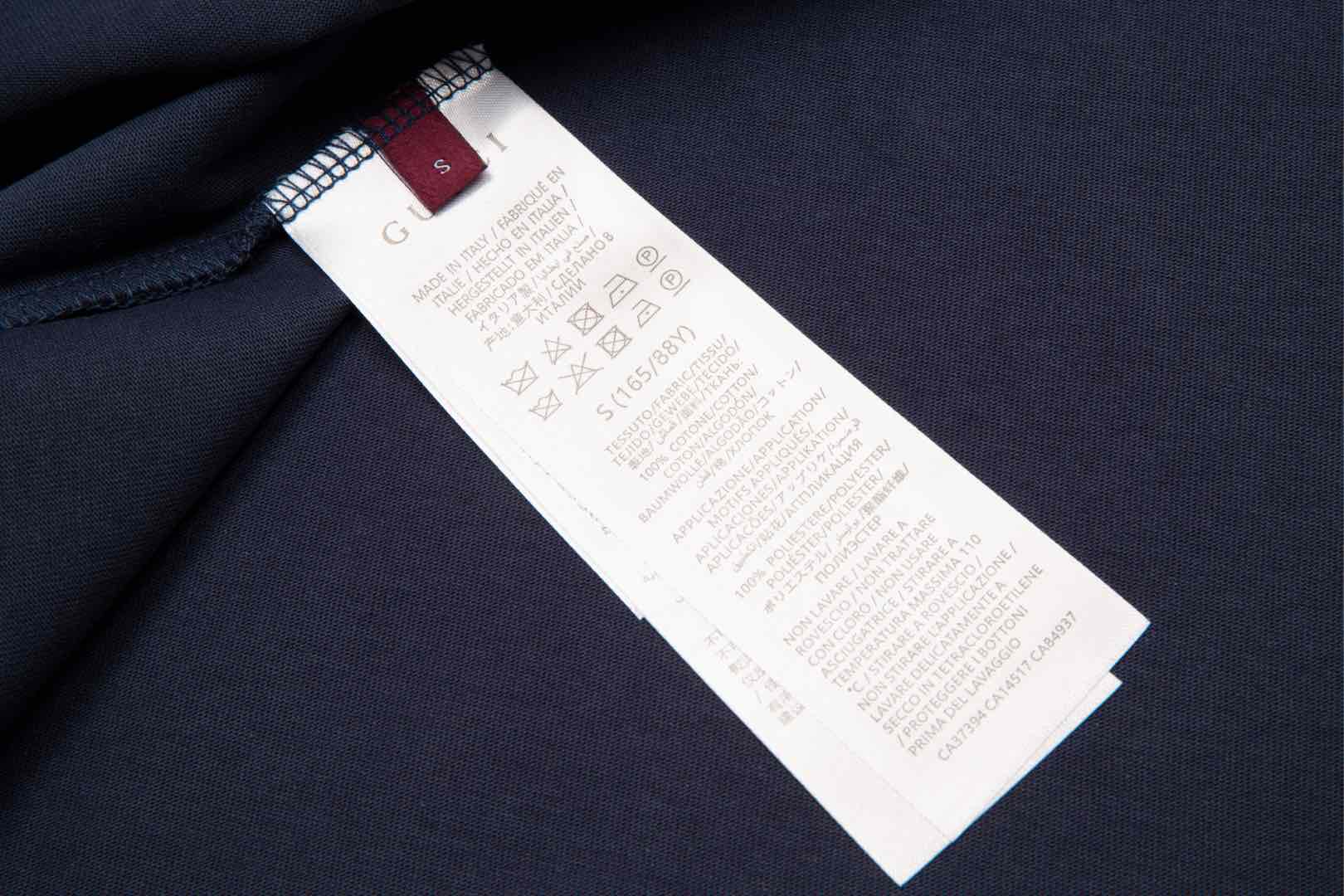 Gucci 古驰 新款 旗帜图案短袖T恤 采用立体绣花工艺印花工艺
