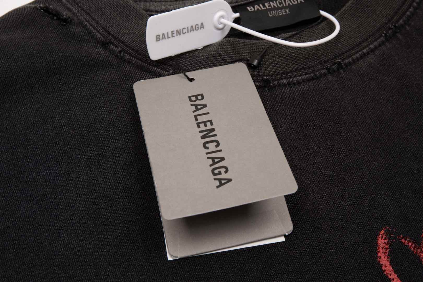 （顶级） Balenciaga/巴黎世家 新款 情人节限定短袖T恤