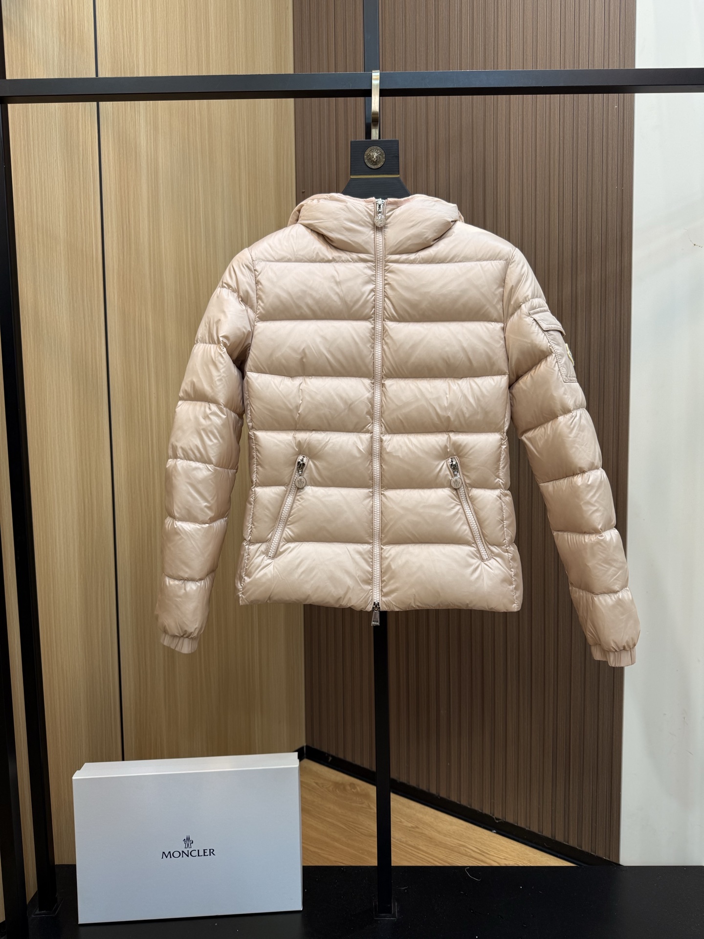 Éxito de ventas de otoño e invierno nuevo 🆕 chaqueta de plumón, réplica original 1:1 con herrajes totalmente importado…