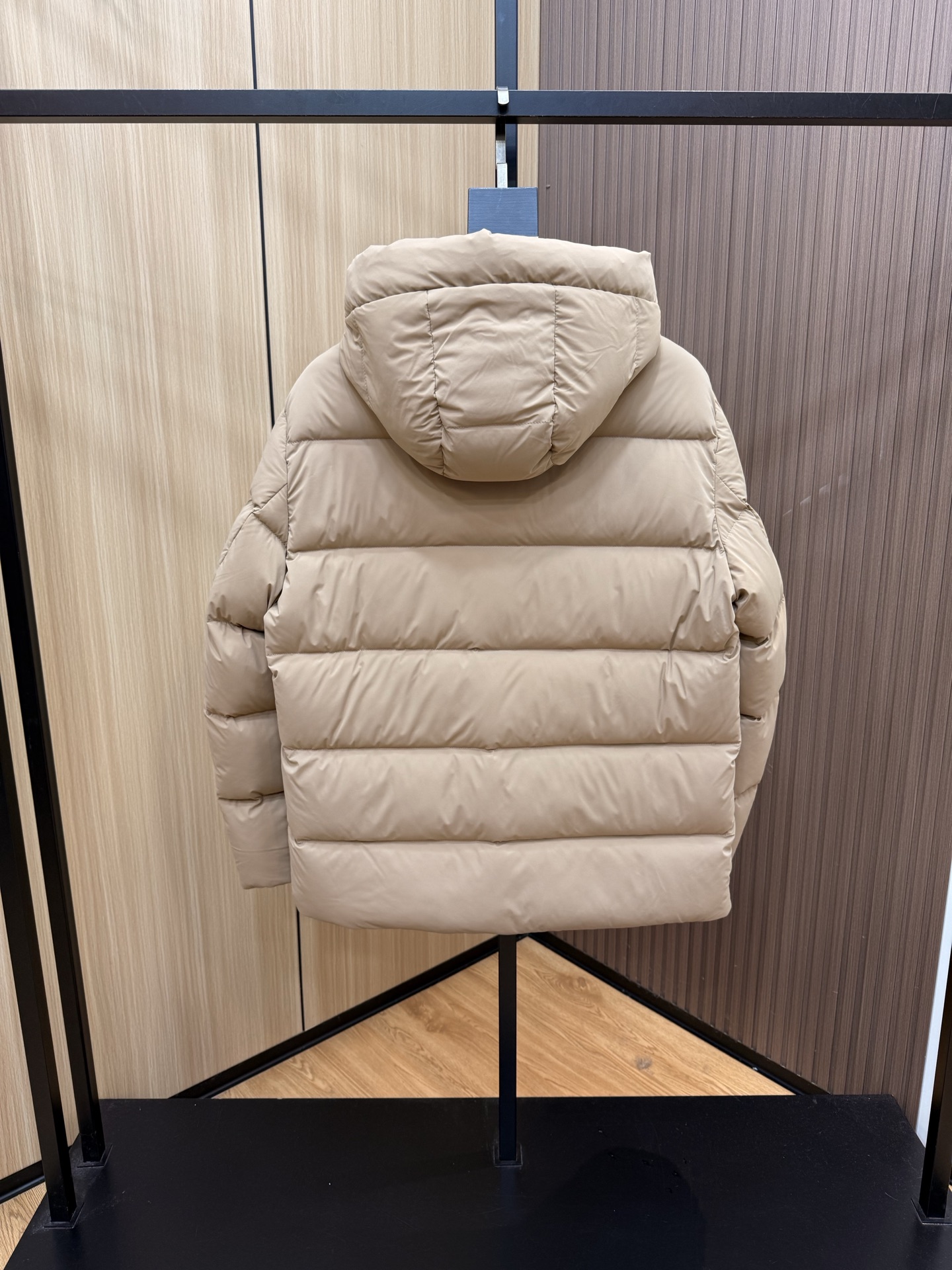 爆款🔥秋冬新款🆕羽绒服 原版1:1订制五金配件全进口原版定制 欢迎专柜对比 绝对的高品质 采用顶级90白