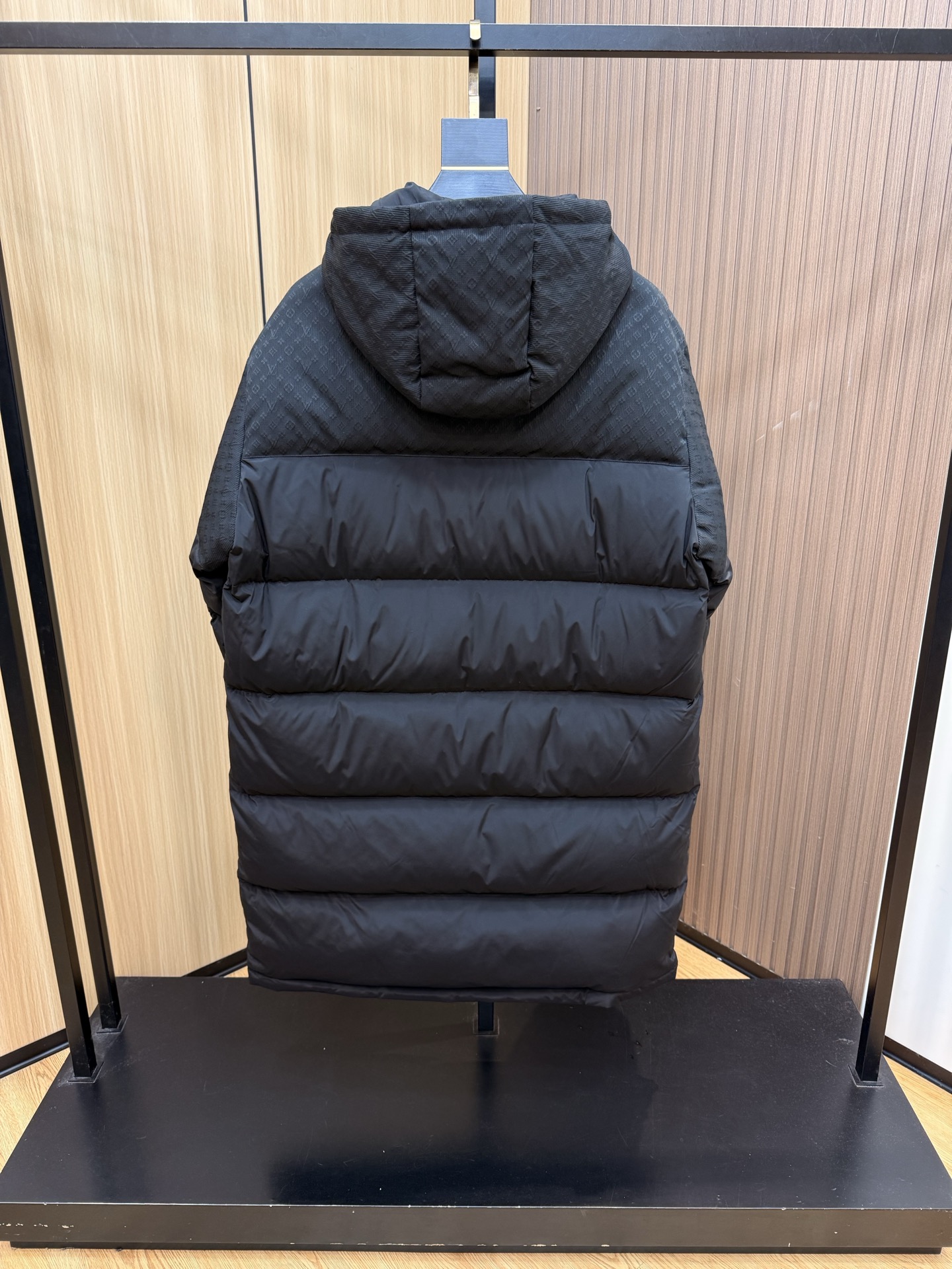 爆款🔥秋冬新款🆕羽绒服 原版1:1订制五金配件全进口原版定制 欢迎专柜对比 绝对的高品质 采用顶级90白