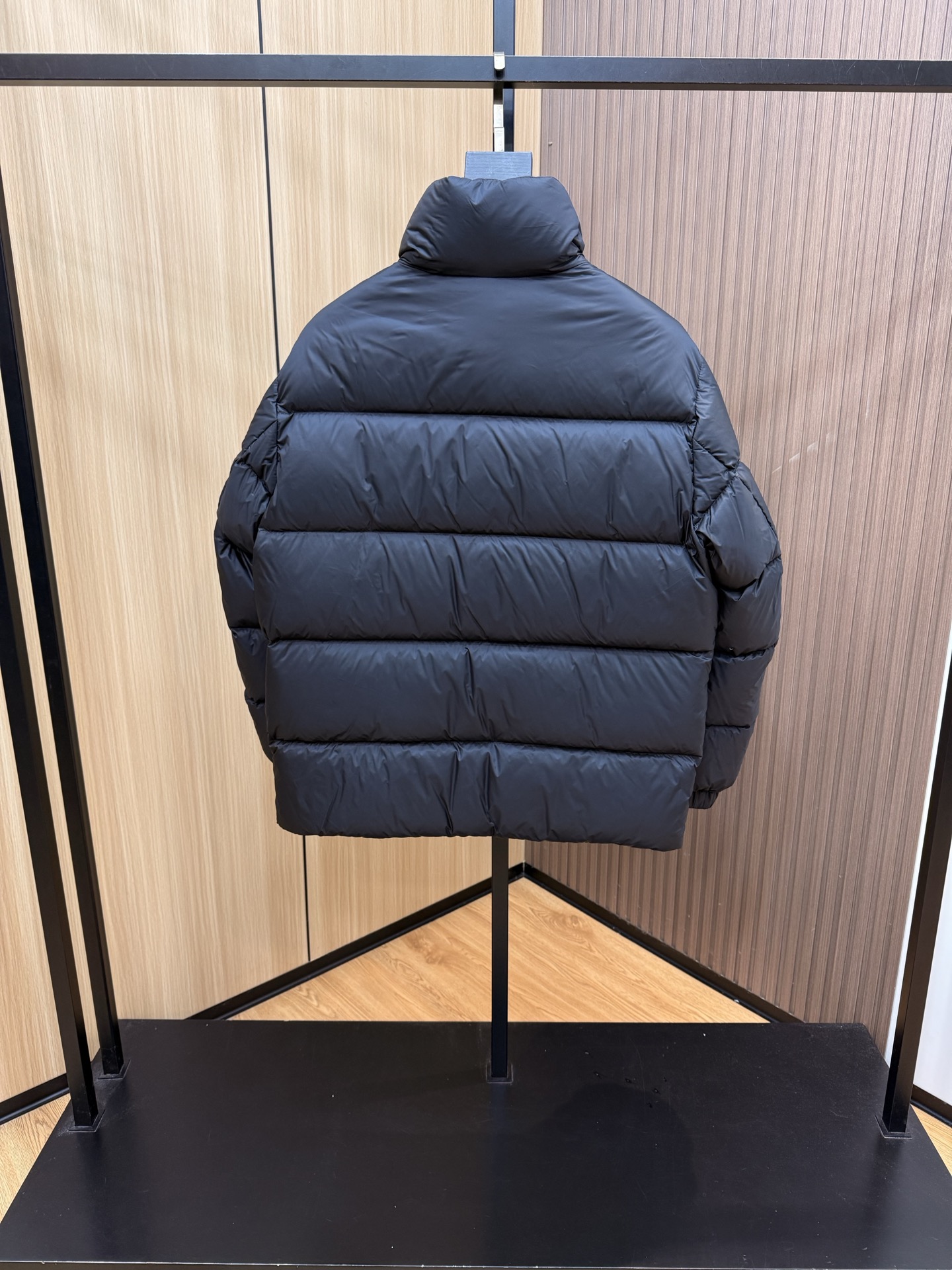 爆款🔥秋冬新款🆕羽绒服 原版1:1订制五金配件全进口原版定制 欢迎专柜对比 绝对的高品质 采用顶级90白