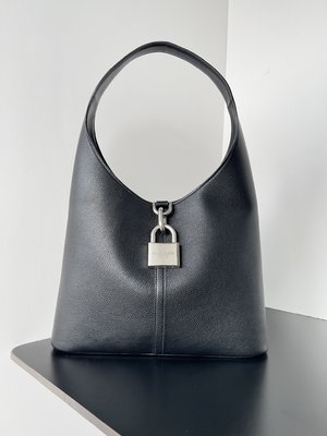 Balenciaga Shop Crossbody & Shoulder Bags Cowhide Spring Collection Fashion