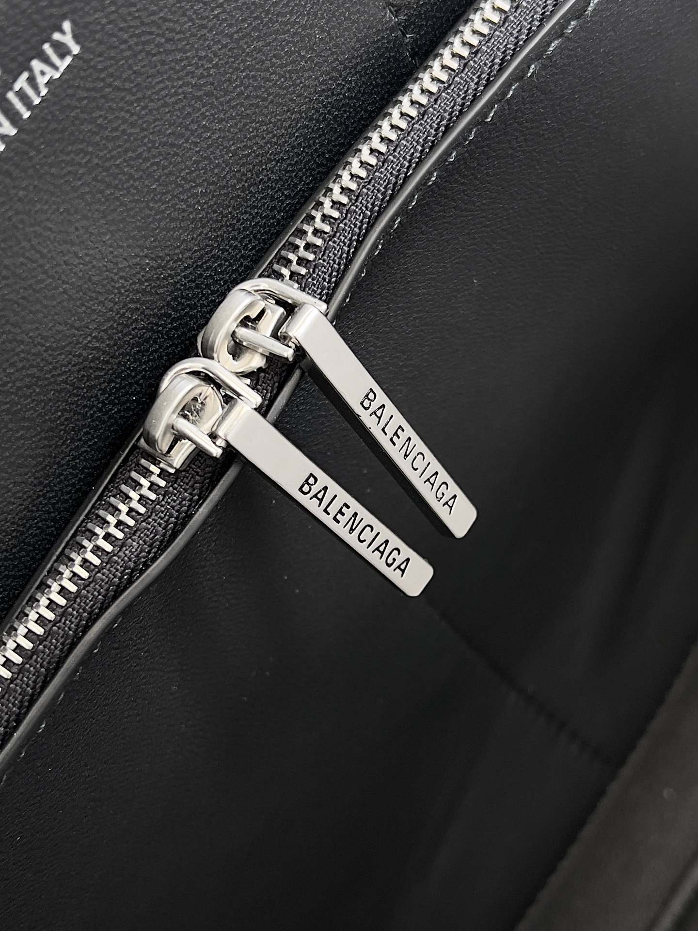 Celine 小号𝐁𝐞𝐥 𝐀𝐢𝐫