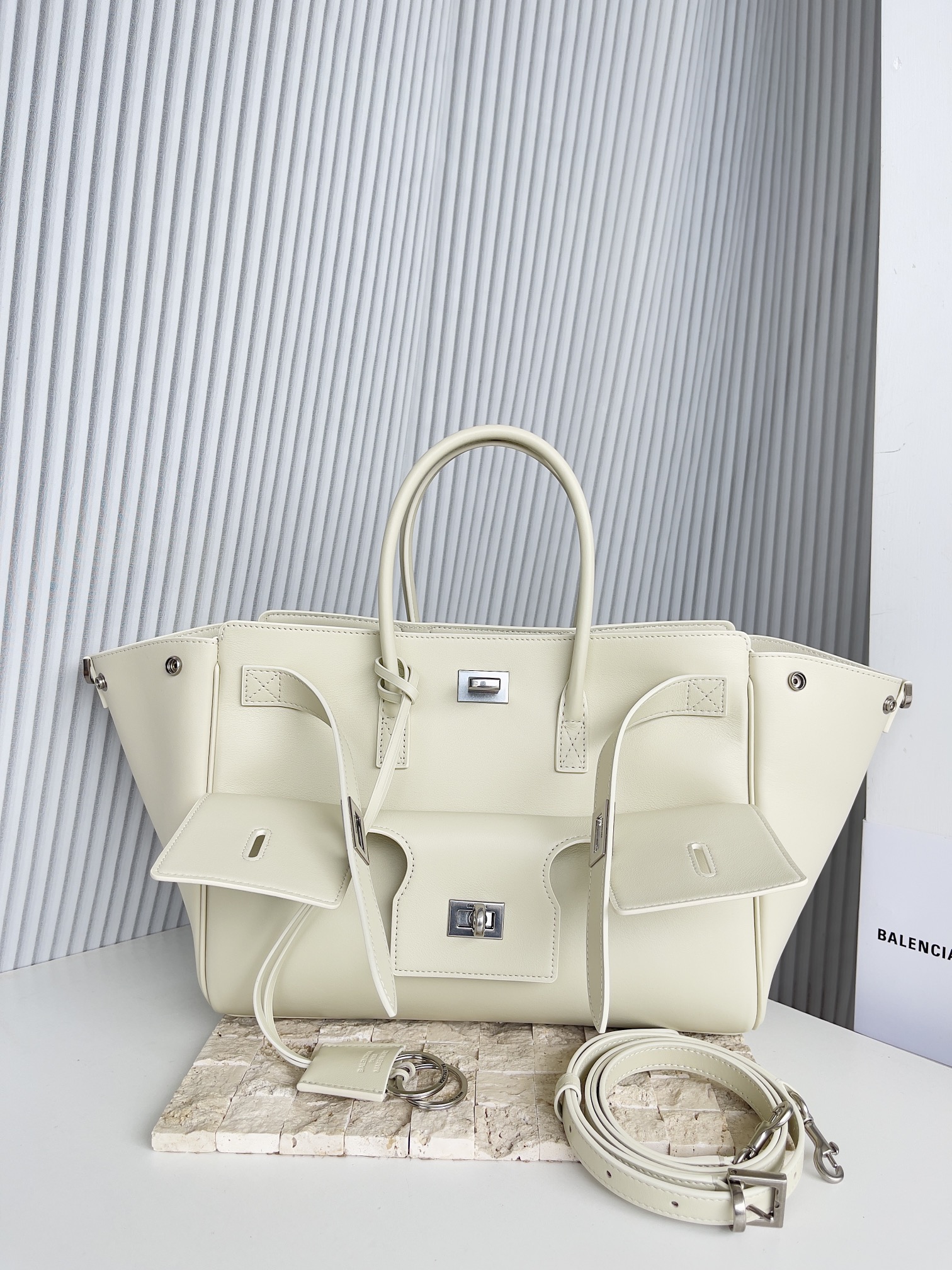 Celine 小号𝐁𝐞𝐥 𝐀𝐢𝐫