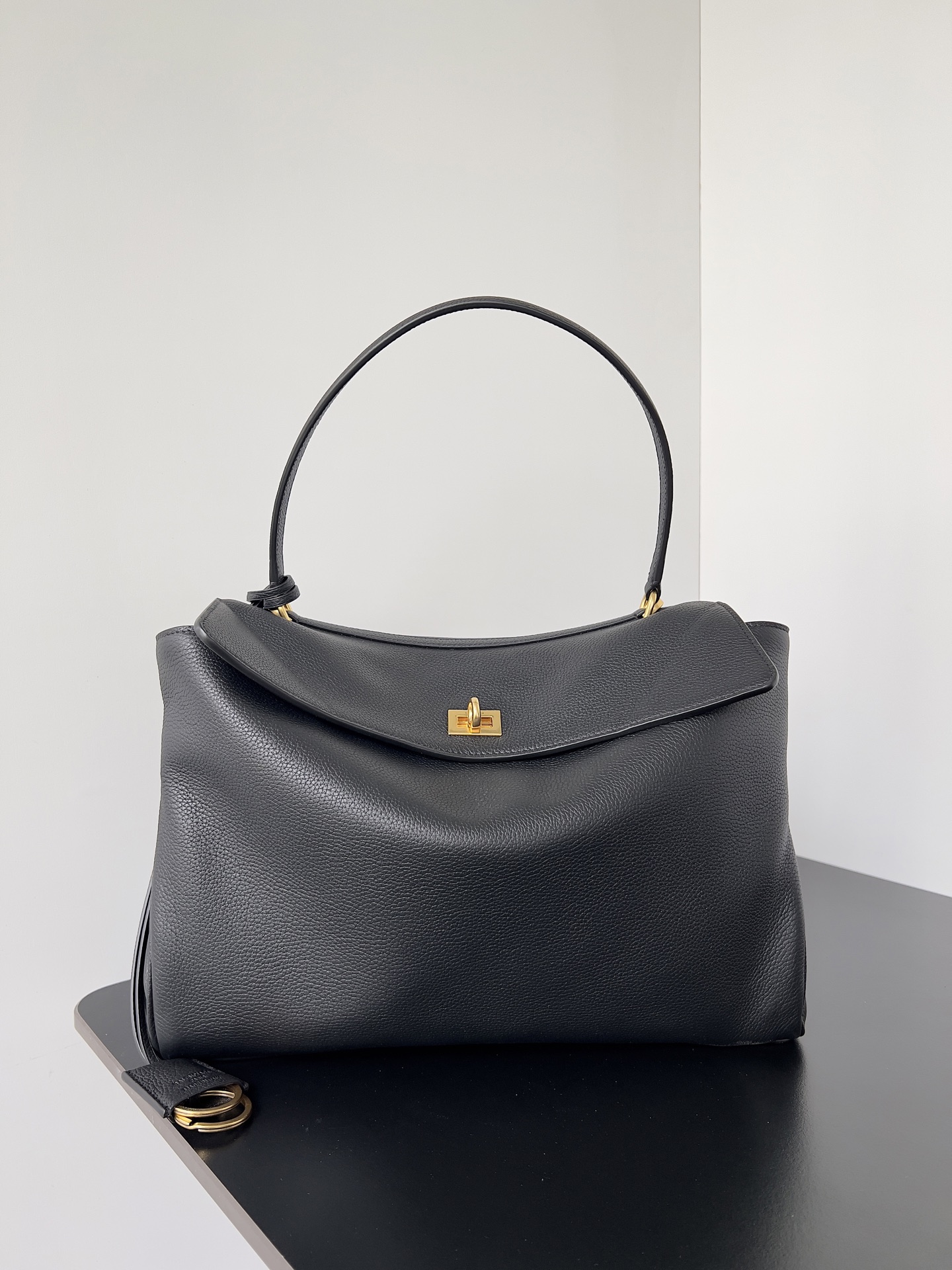 Balenciaga Style Bag Lookbook Reference image 1