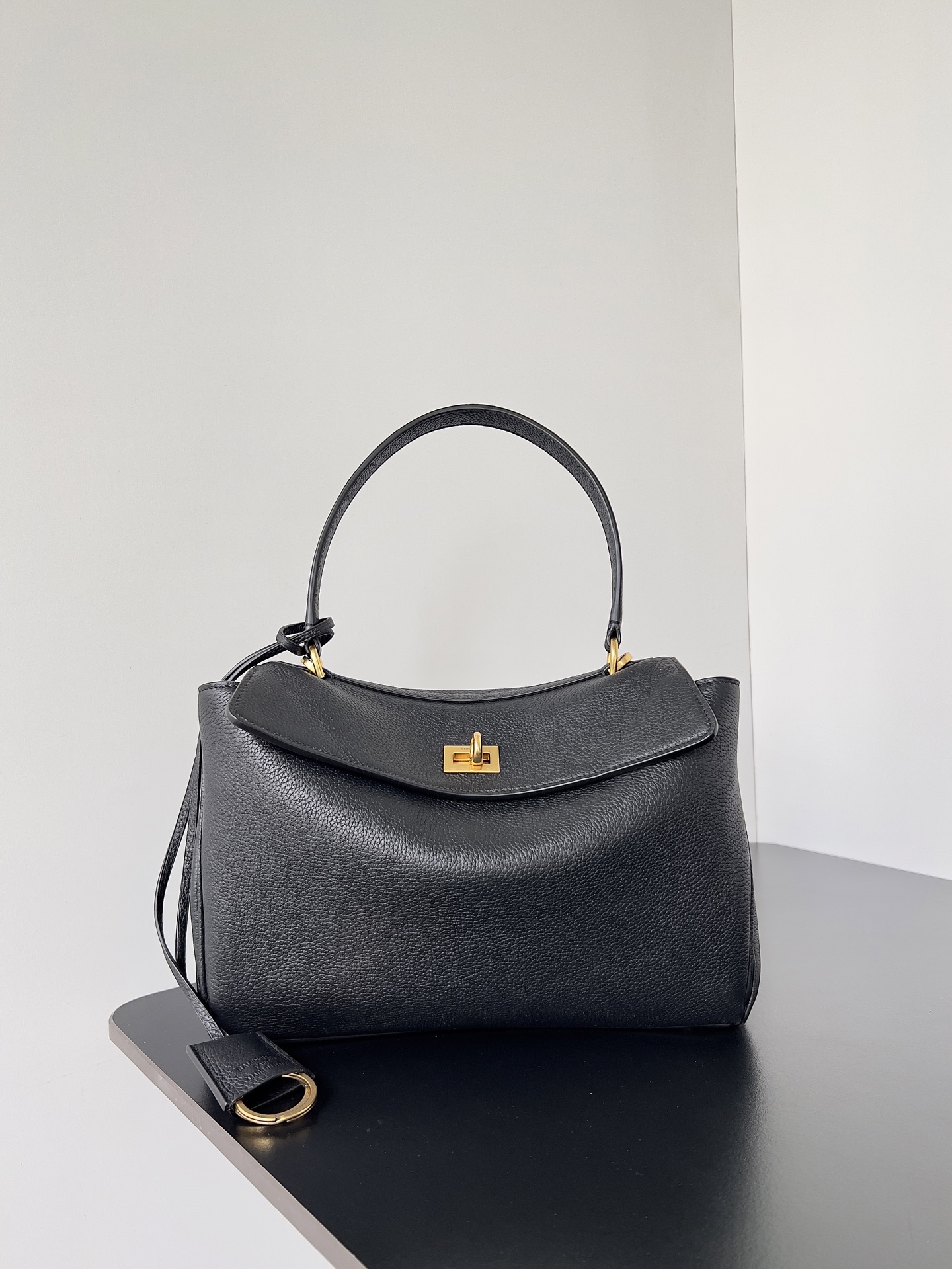 Balenciaga Style Bag Lookbook Reference image 1