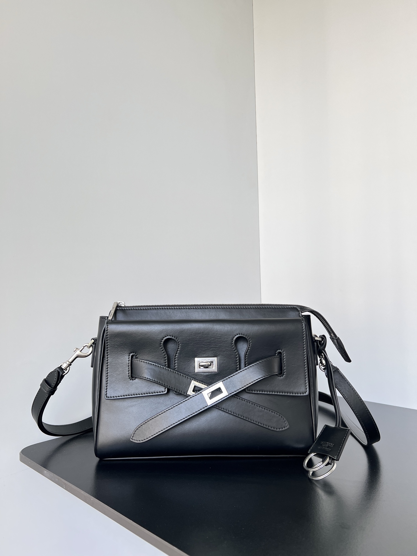 Balenciaga Bel Air сумка-мессенджер на молнии большой вместимости