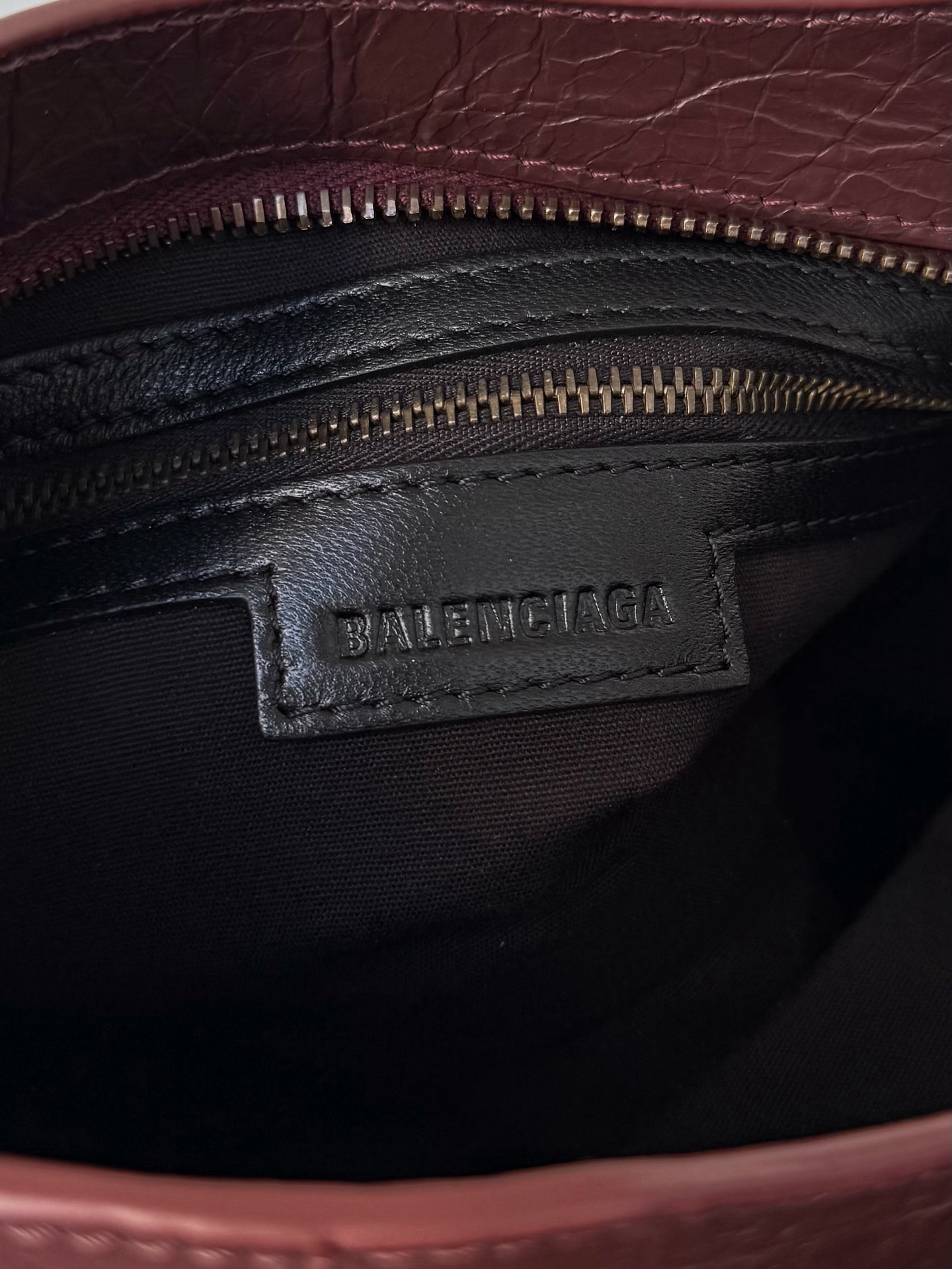 Balenciaga Style Beige Card Holder Bags detail image 4 from source 776321
