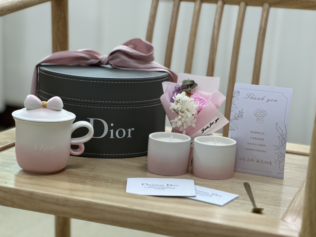 迪奥DIOR 礼盒已上线 5