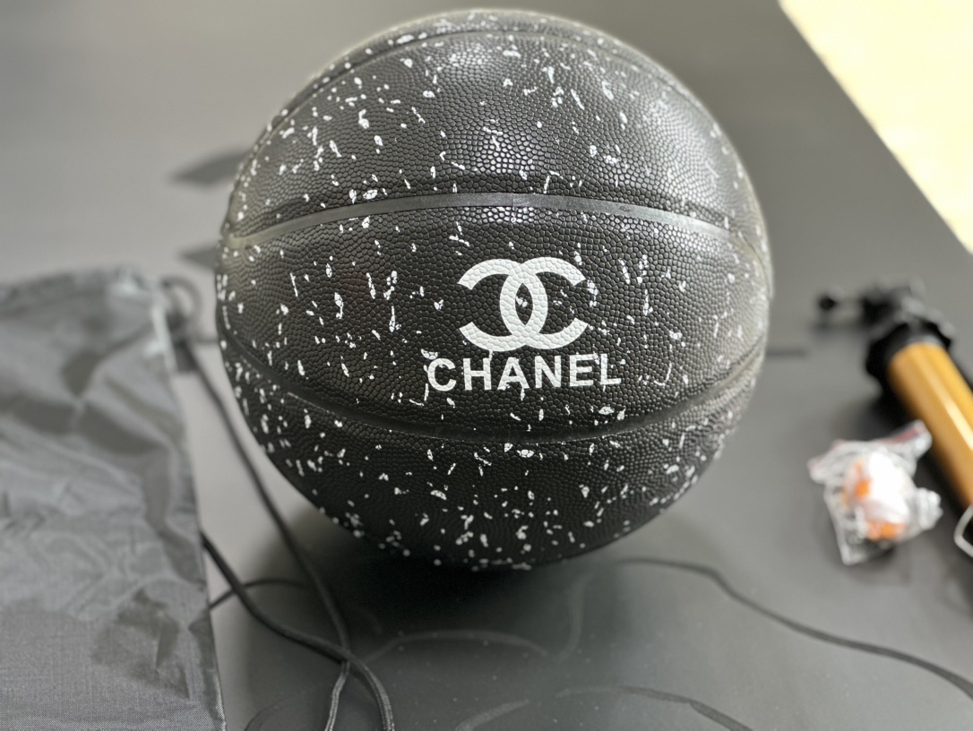 Chanel 香奈儿满天星篮球 9