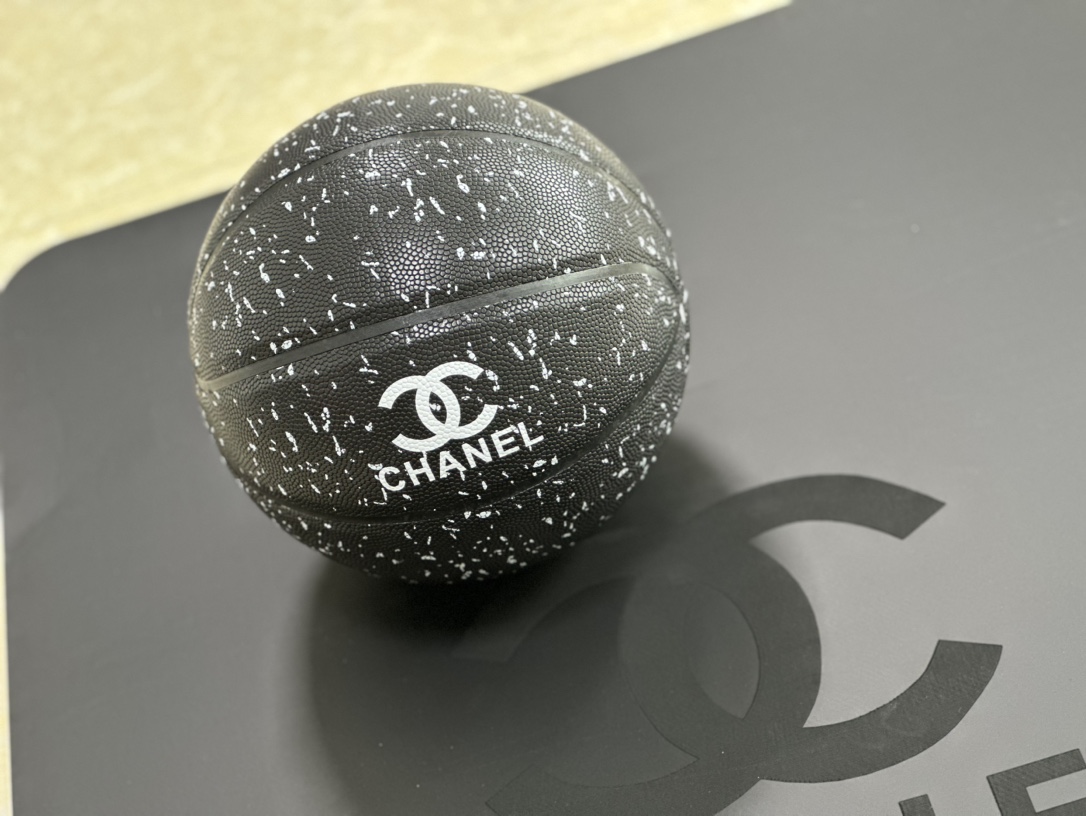 Chanel Chanel Starry BasketballThe full leather design of basketball is - Comprehensive