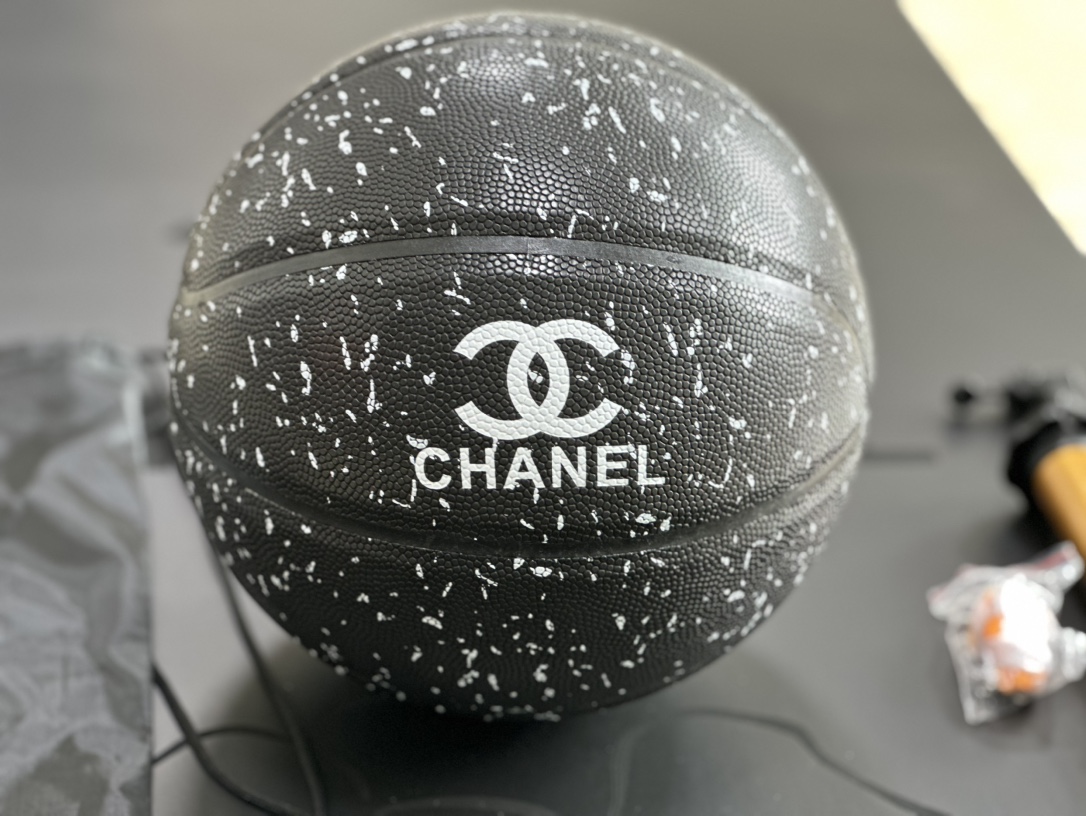 Chanel 香奈儿满天星篮球 7