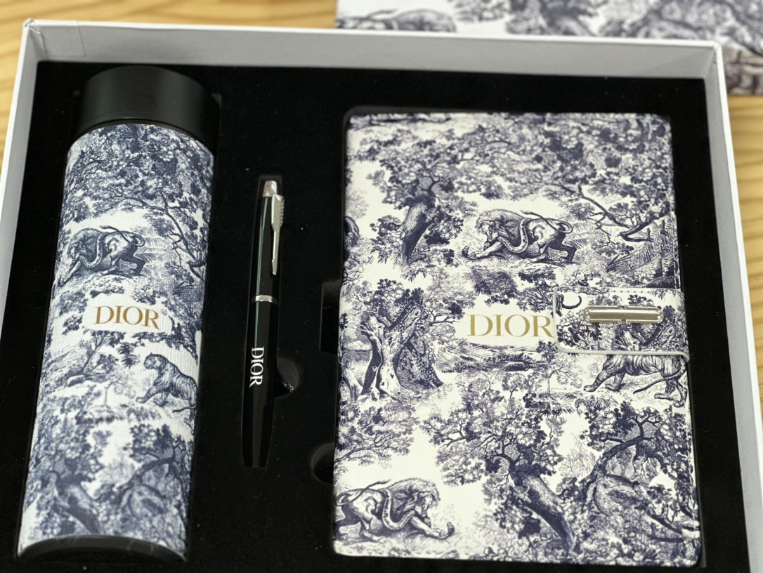 Dior Gift Set - Comprehensive 9