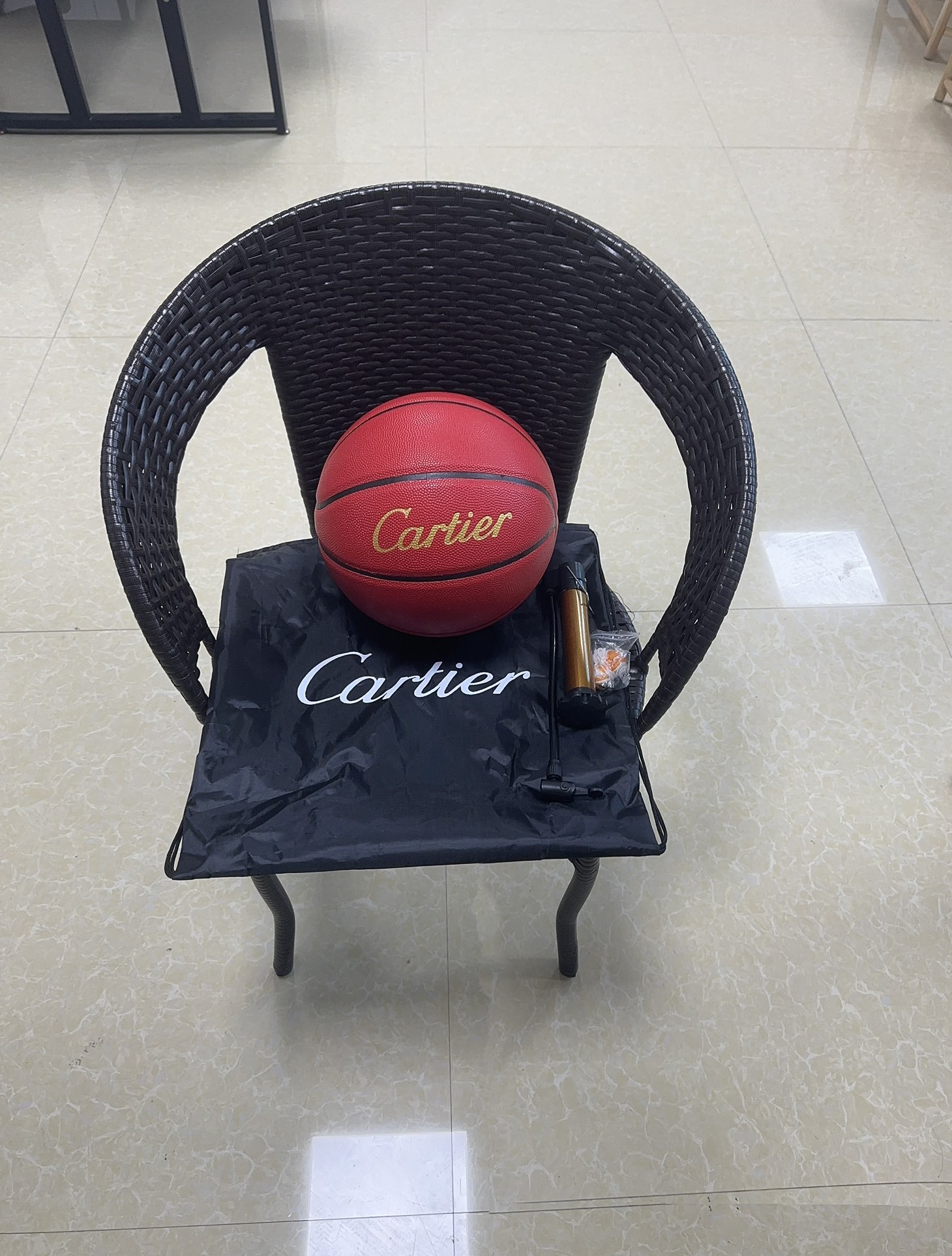 Cartie*卡地亚 篮球 8