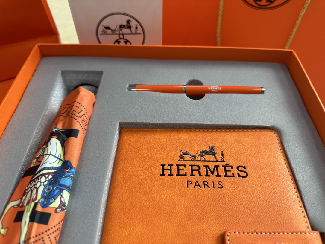 Hermès Gift Set - Comprehensive 7