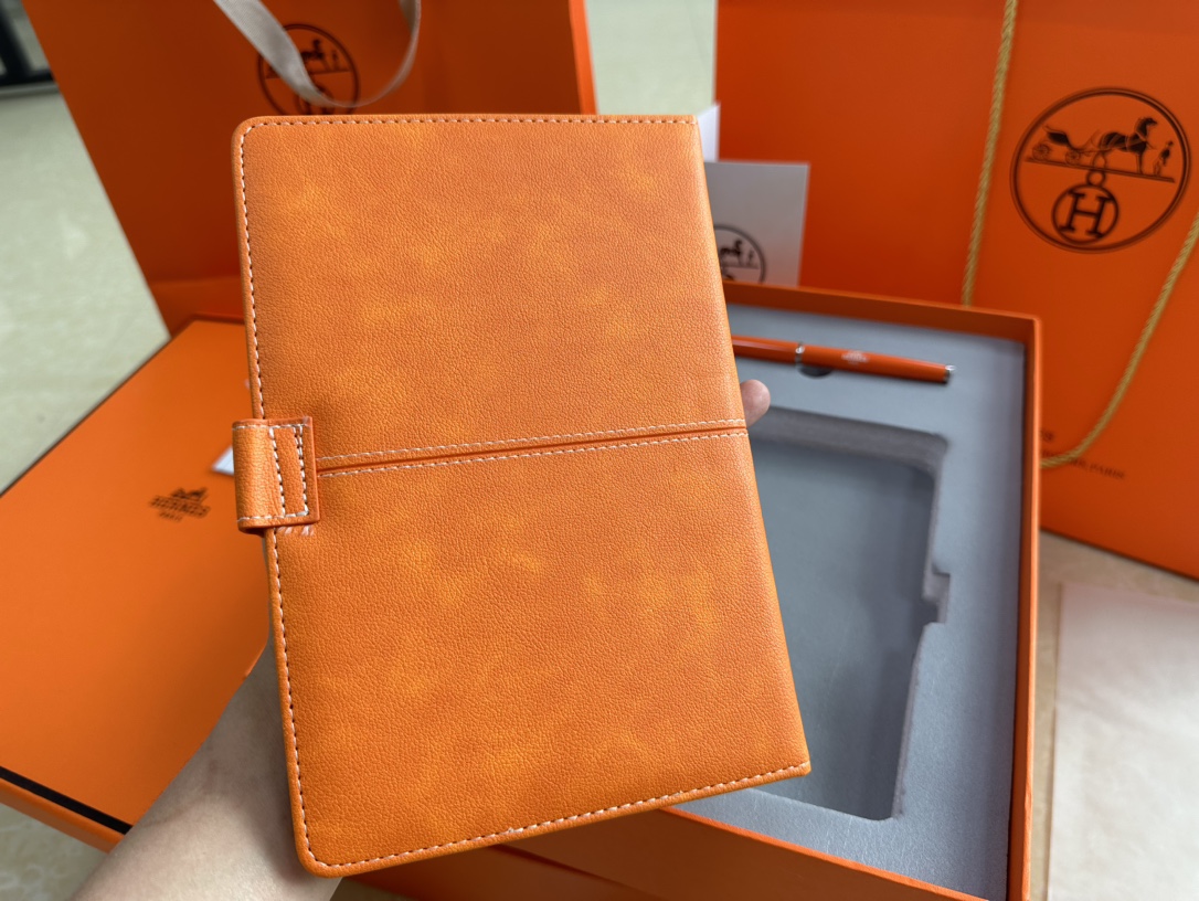 Hermès Notebook — Actual Product Photography - Comprehensive 5