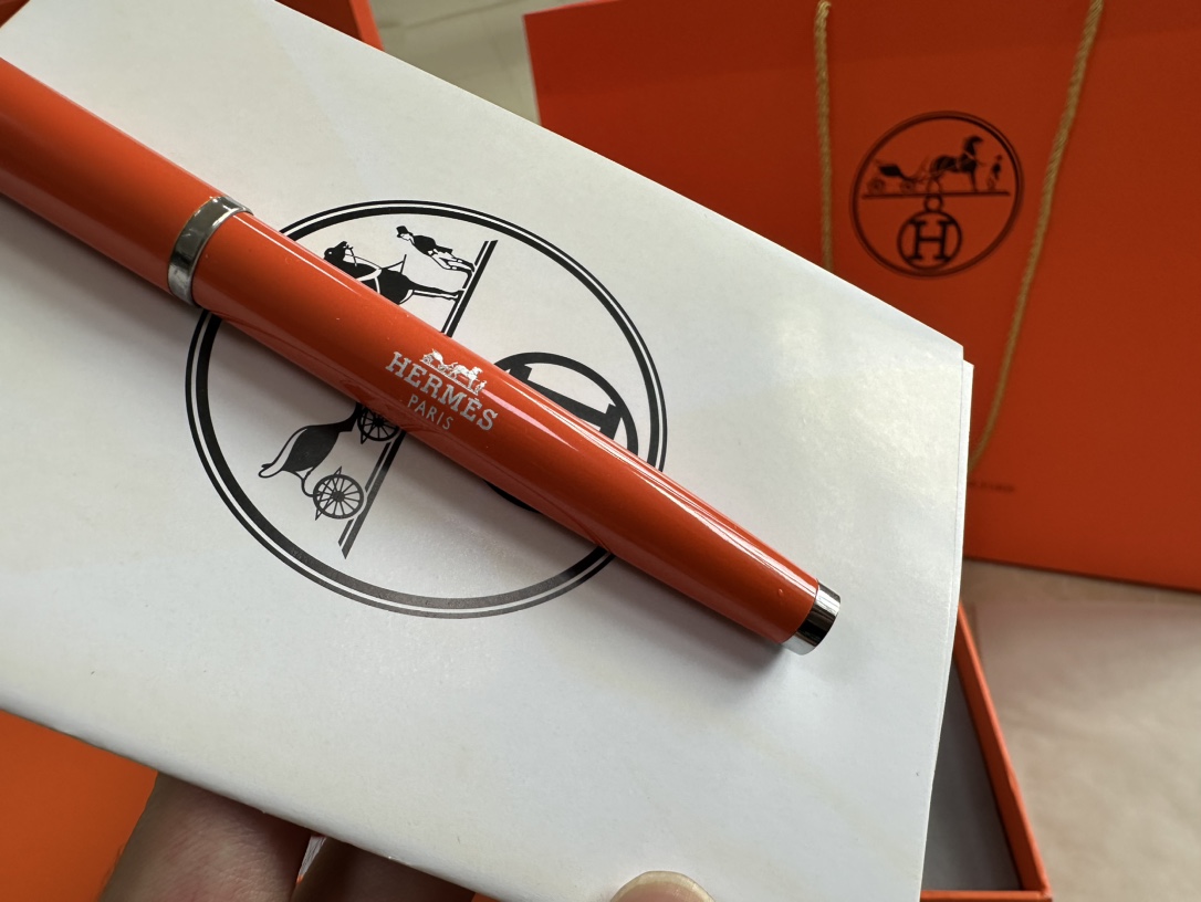 Hermès Signature Pen - Comprehensive 9