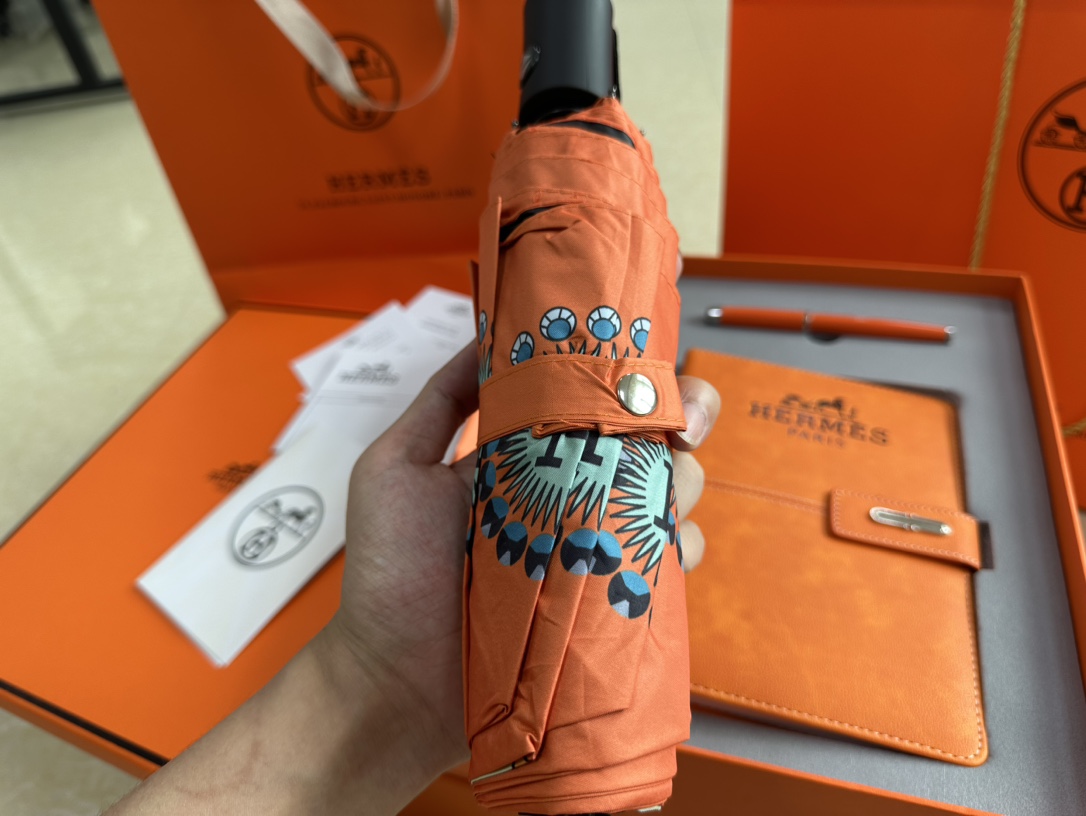Hermès Umbrella — Product Photography - Comprehensive