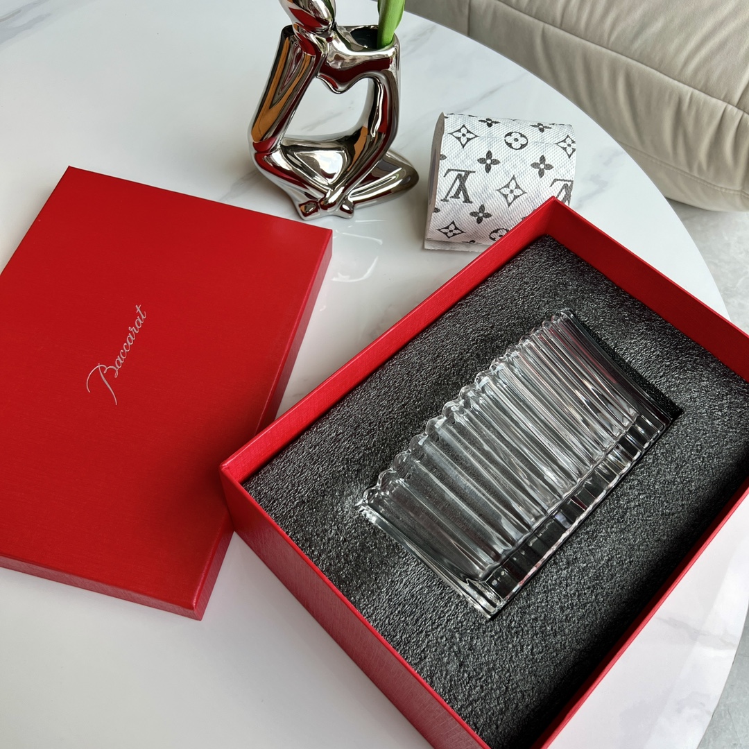 轻奢老钱风 Baccarat 千叶系列之无限花瓶 4
