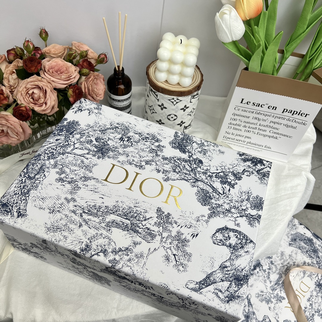 Dior Glass Tumbler Set (Set of 2 - Comprehensive 7