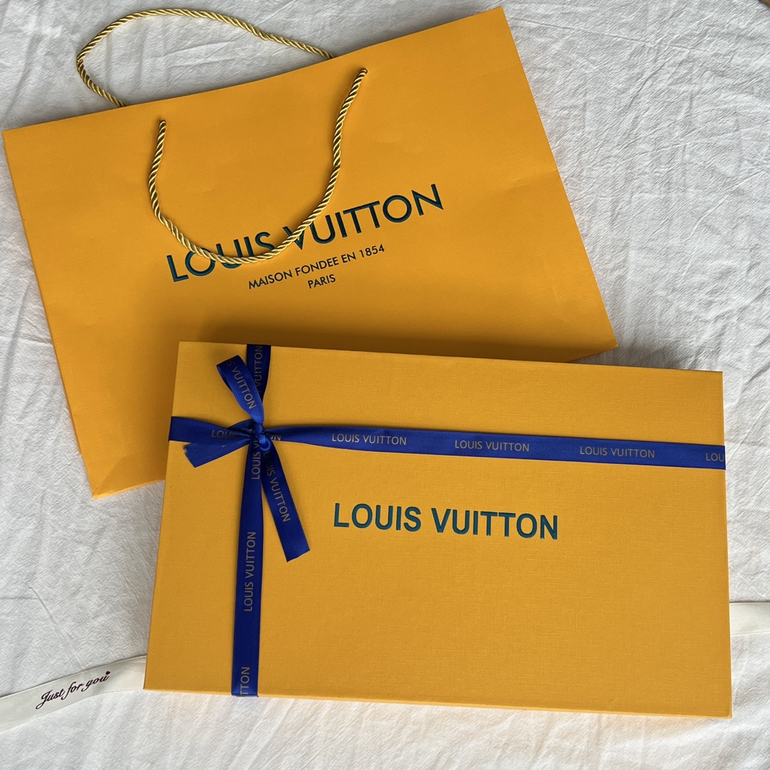 Louis Vuitton Vivienne Sunflower Crossbody Phone Case - Comprehensive 6