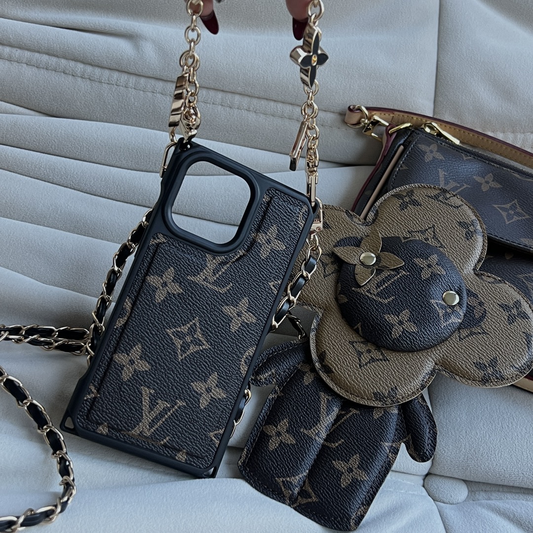 Louis Vuitton Phone Case - Comprehensive 5