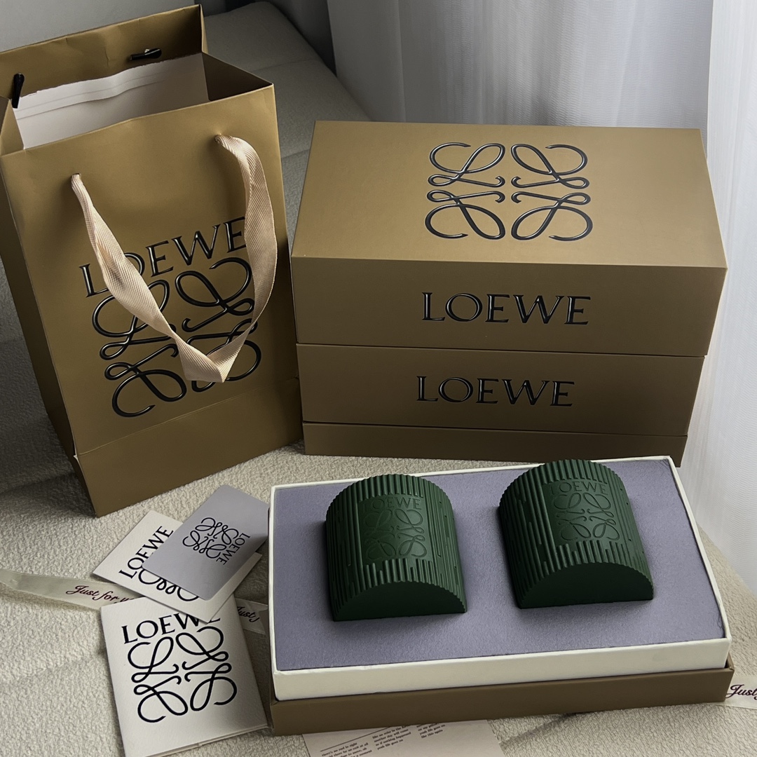 LOEWE Scented Candle Set - Lifestyle 3
