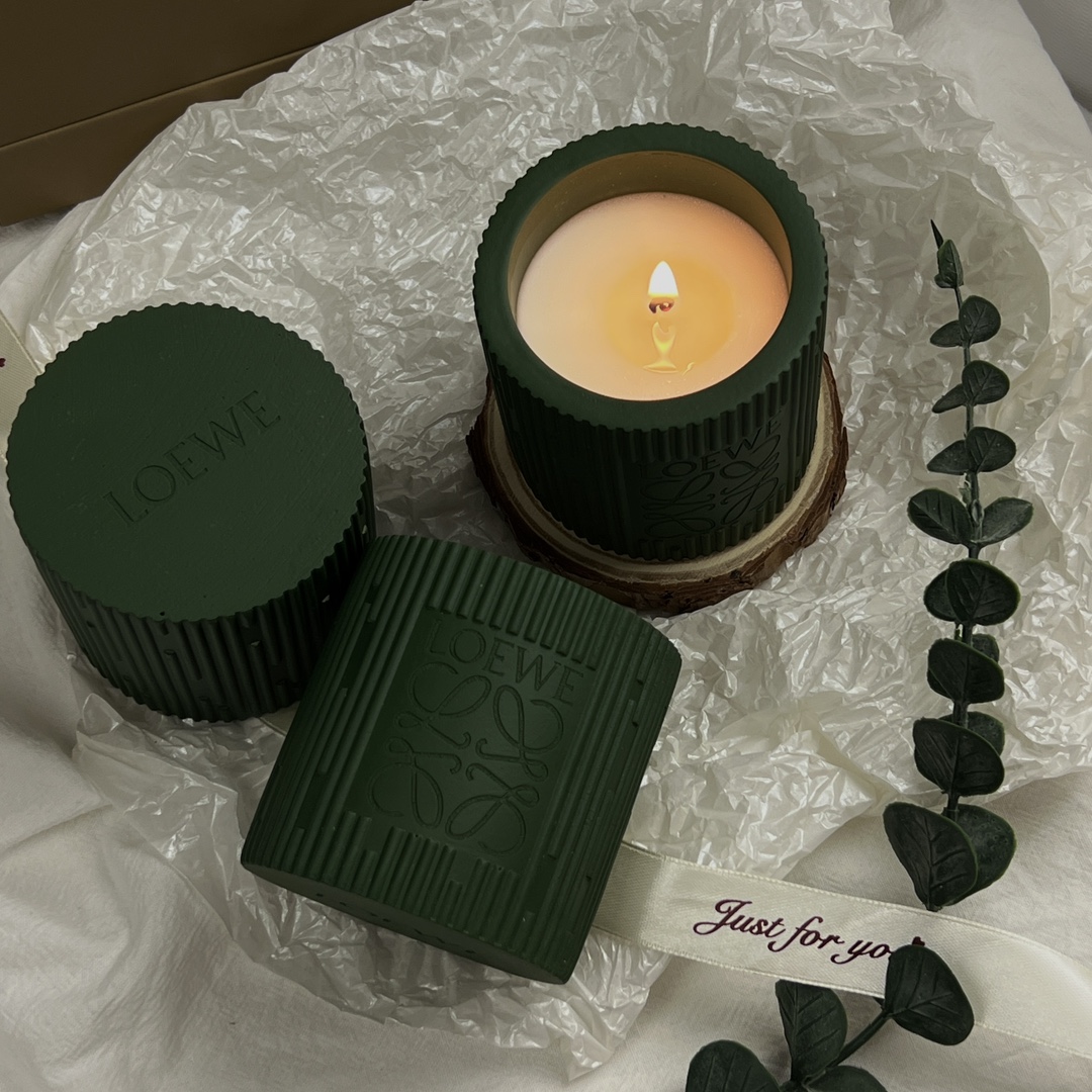 LOEWE candlelight brings a gentle warmth and illumination to the home - Lifestyle 7