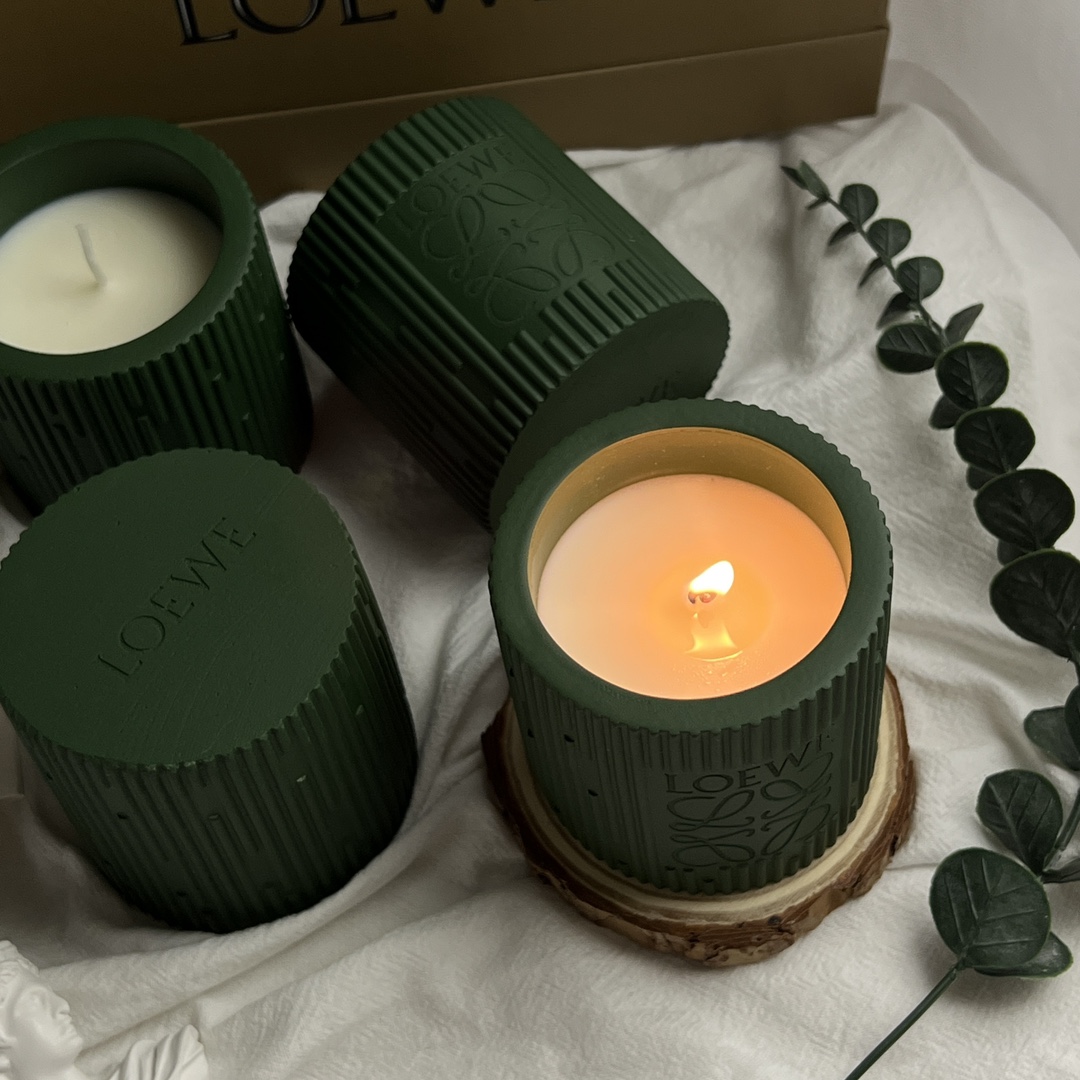 LOEWE candlelight brings a gentle warmth and illumination to the home - Lifestyle 6