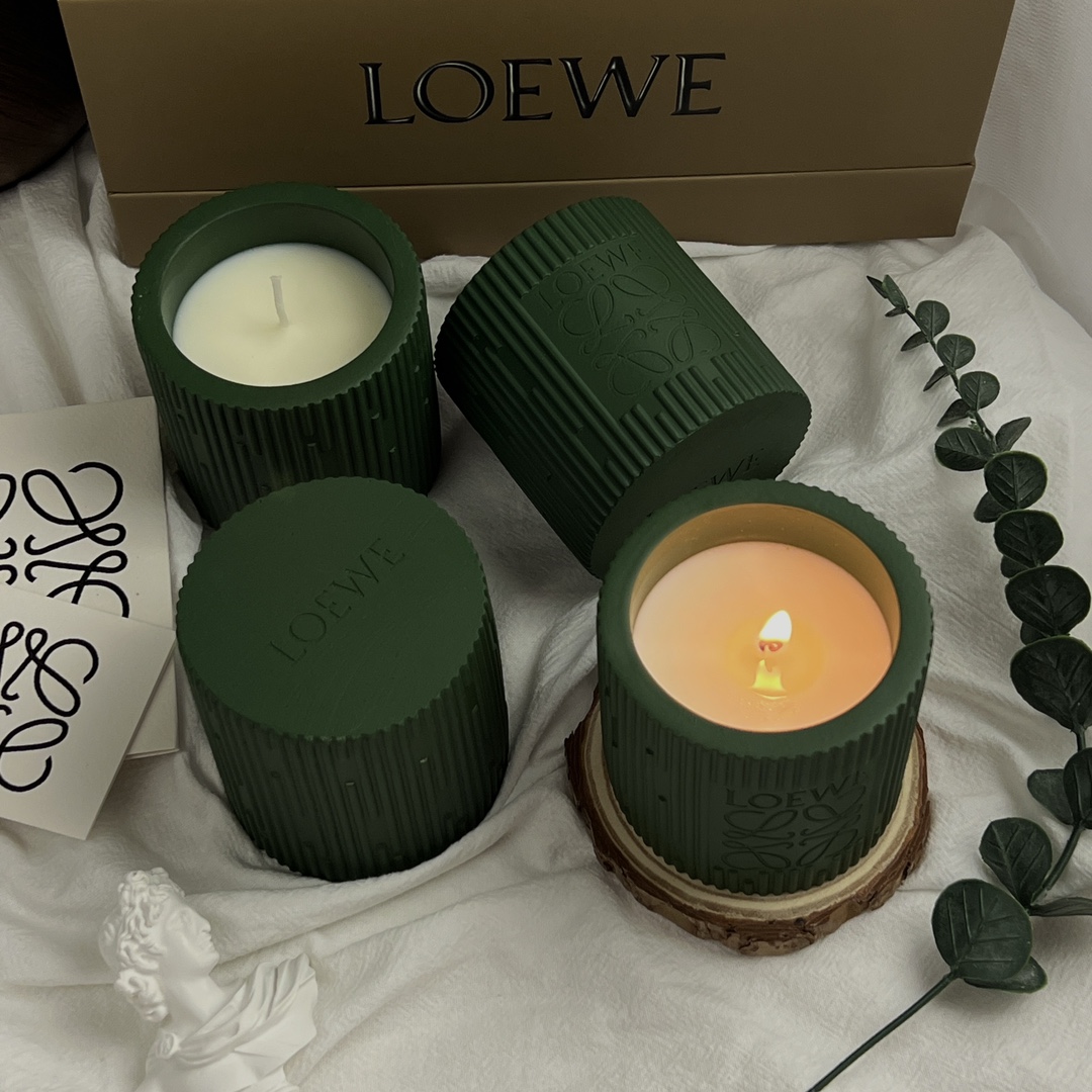 LOEWE candlelight brings a gentle warmth and illumination to the home - Lifestyle 4