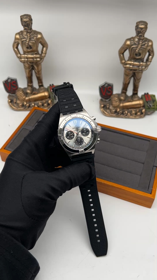 B01 42mm TF❗️ Breitling