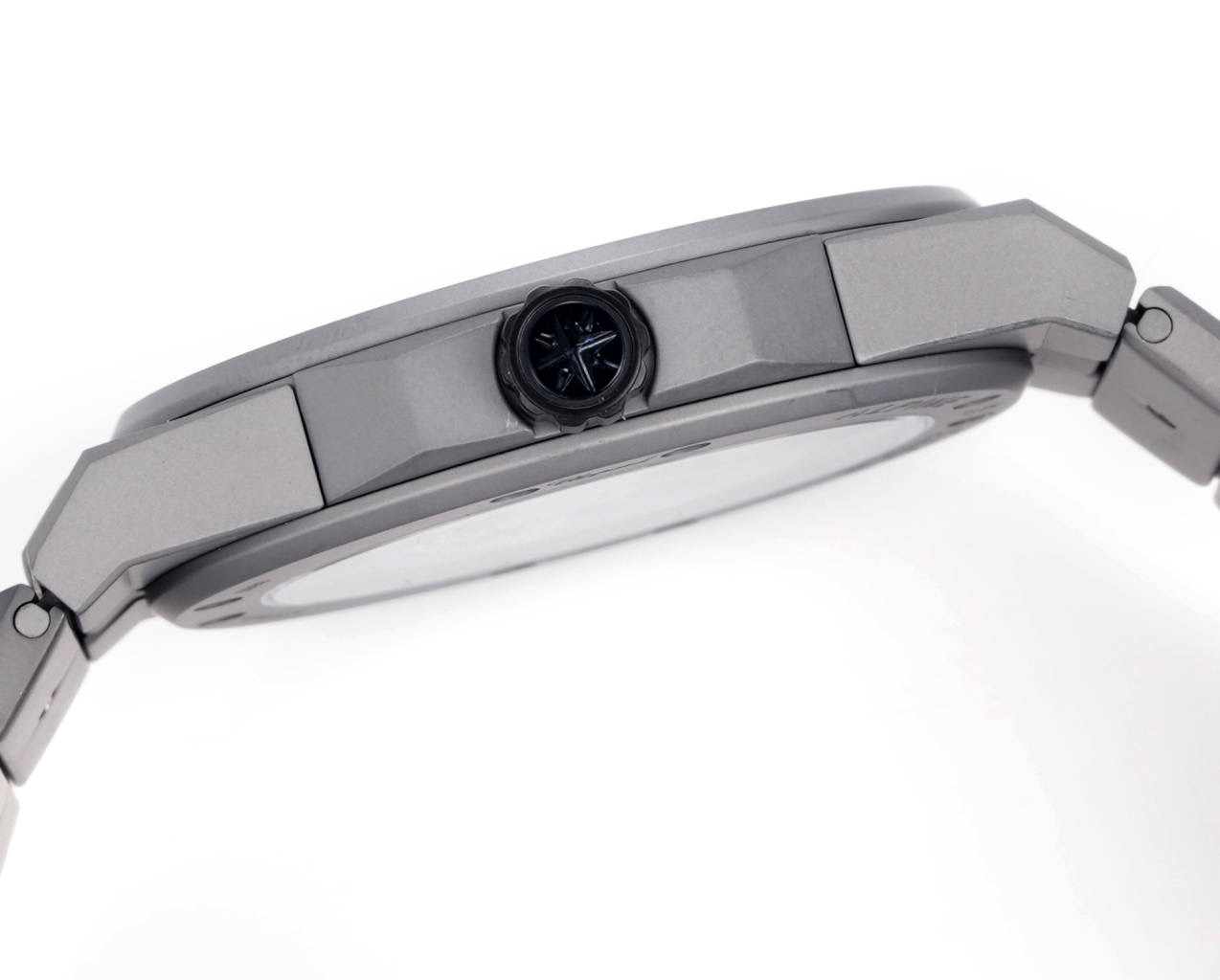 Alpine Eagle Snow Wing Series: Luxury Watches with Super-Luminova Coating - 图片 7