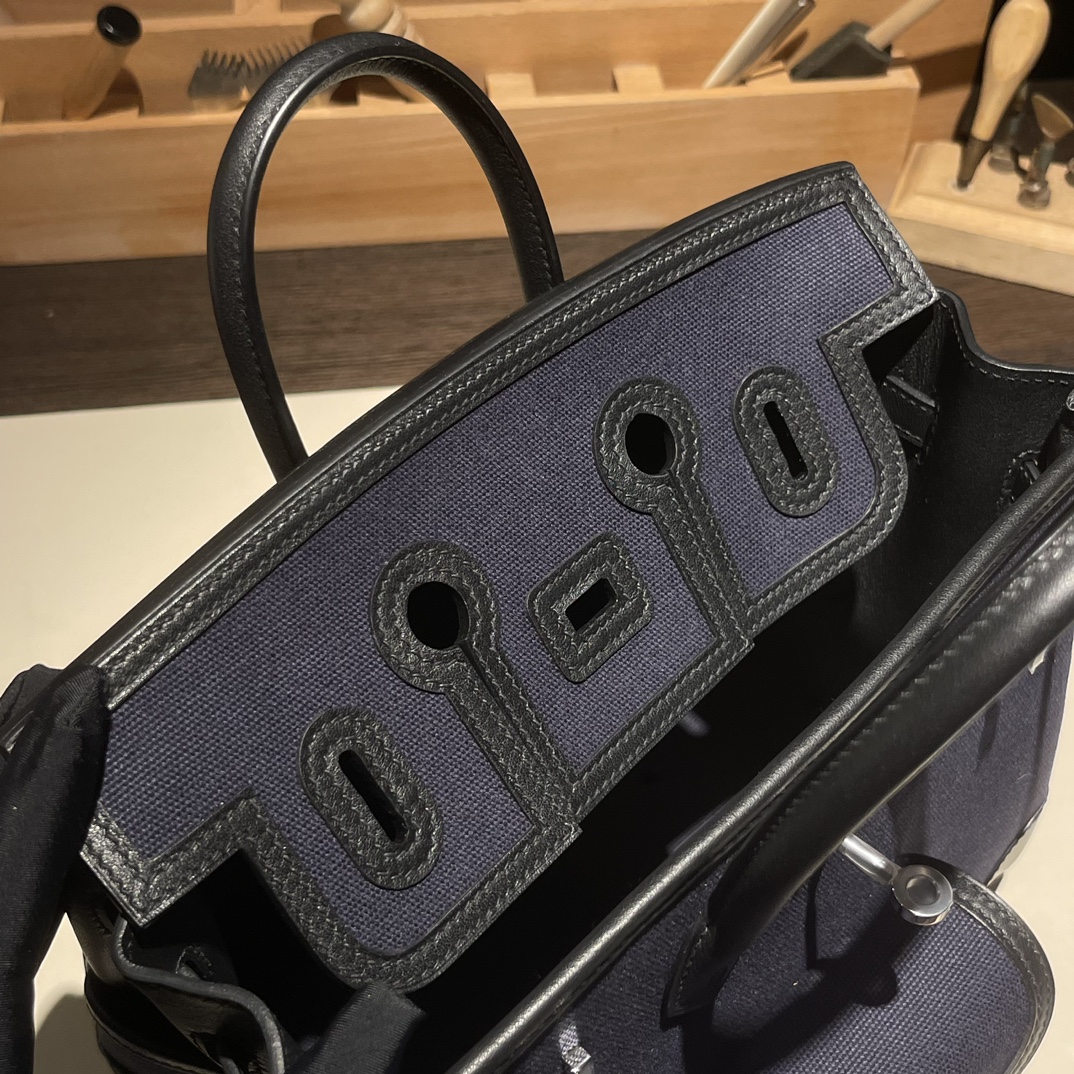 🐎新品
Birkin Cargo 帆布铂金包 25cm 原厂进口Swift皮拼帆布【黑/蓝】银扣 通勤休闲包 男女通用款
限量版 专柜同步 全手工蜜蜡线缝制 纯钢五金 现货