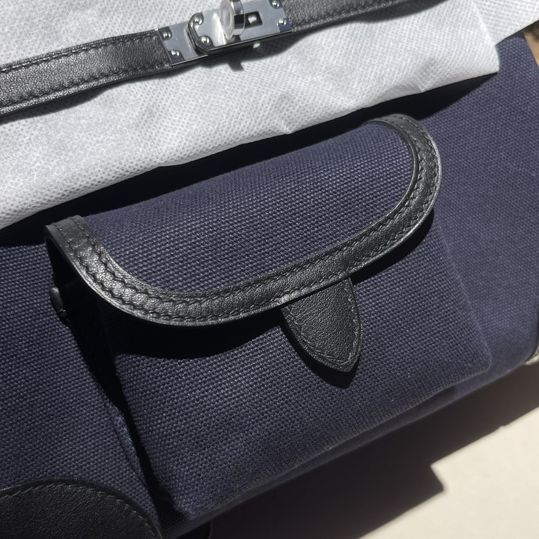 🐎新品
Birkin Cargo 帆布铂金包 25cm 原厂进口Swift皮拼帆布【黑/蓝】银扣 通勤休闲包 男女通用款
限量版 专柜同步 全手工蜜蜡线缝制 纯钢五金 现货