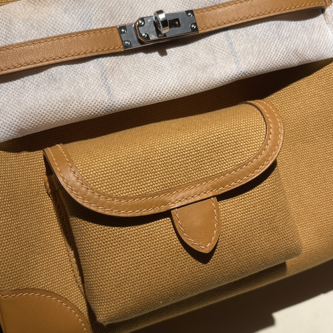🐎新品
Birkin Cargo 帆布铂金包 25cm 原厂进口Swift皮拼帆布【芝麻色】银扣 通勤休闲包 男女通用款
限量版 专柜同步 全手工蜜蜡线缝制 纯钢五金 现货